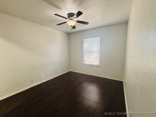 2509 Tanglewood Court Property Photo 15