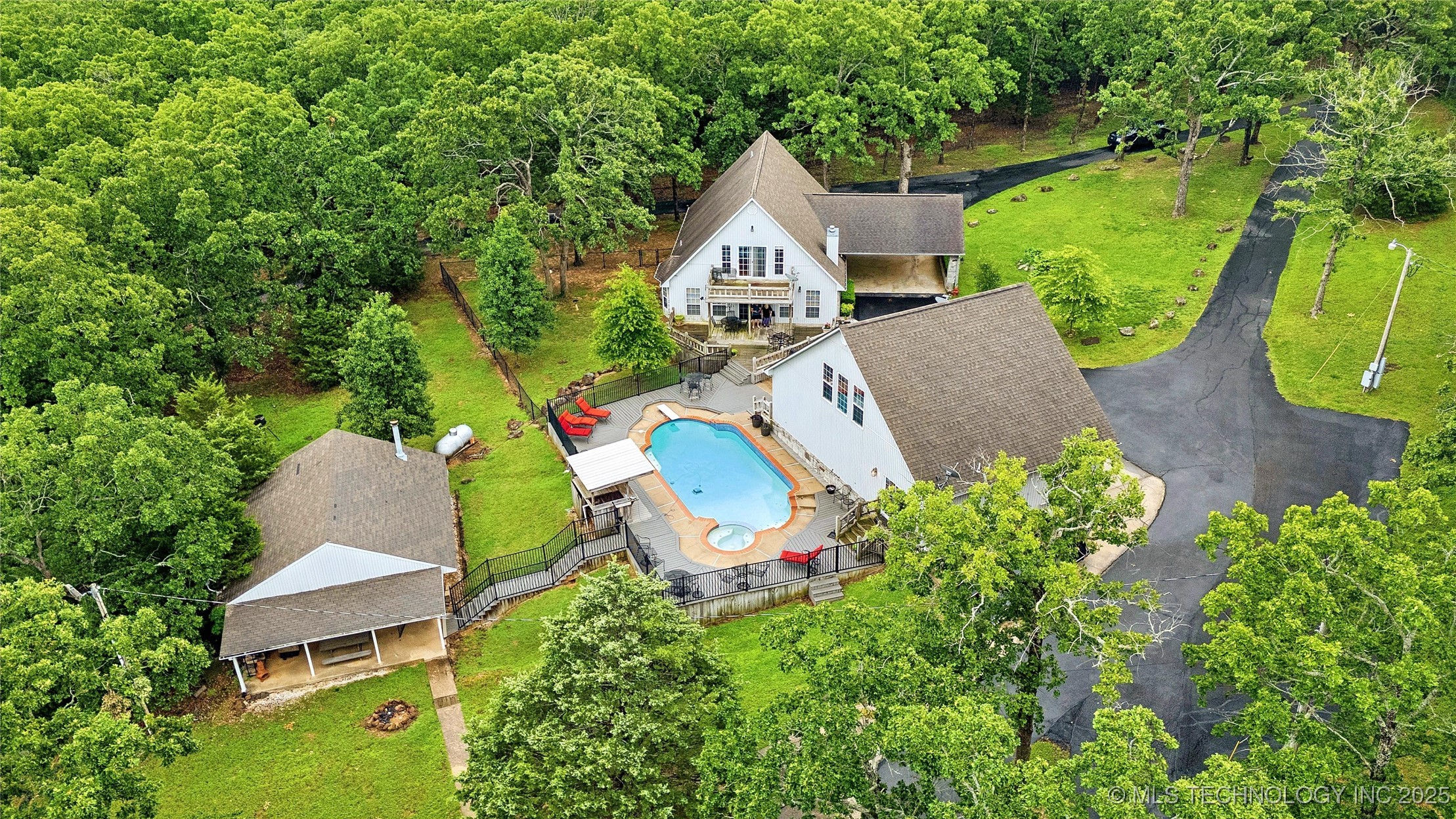 20136 W Chicken Creek Road Property Photo 32