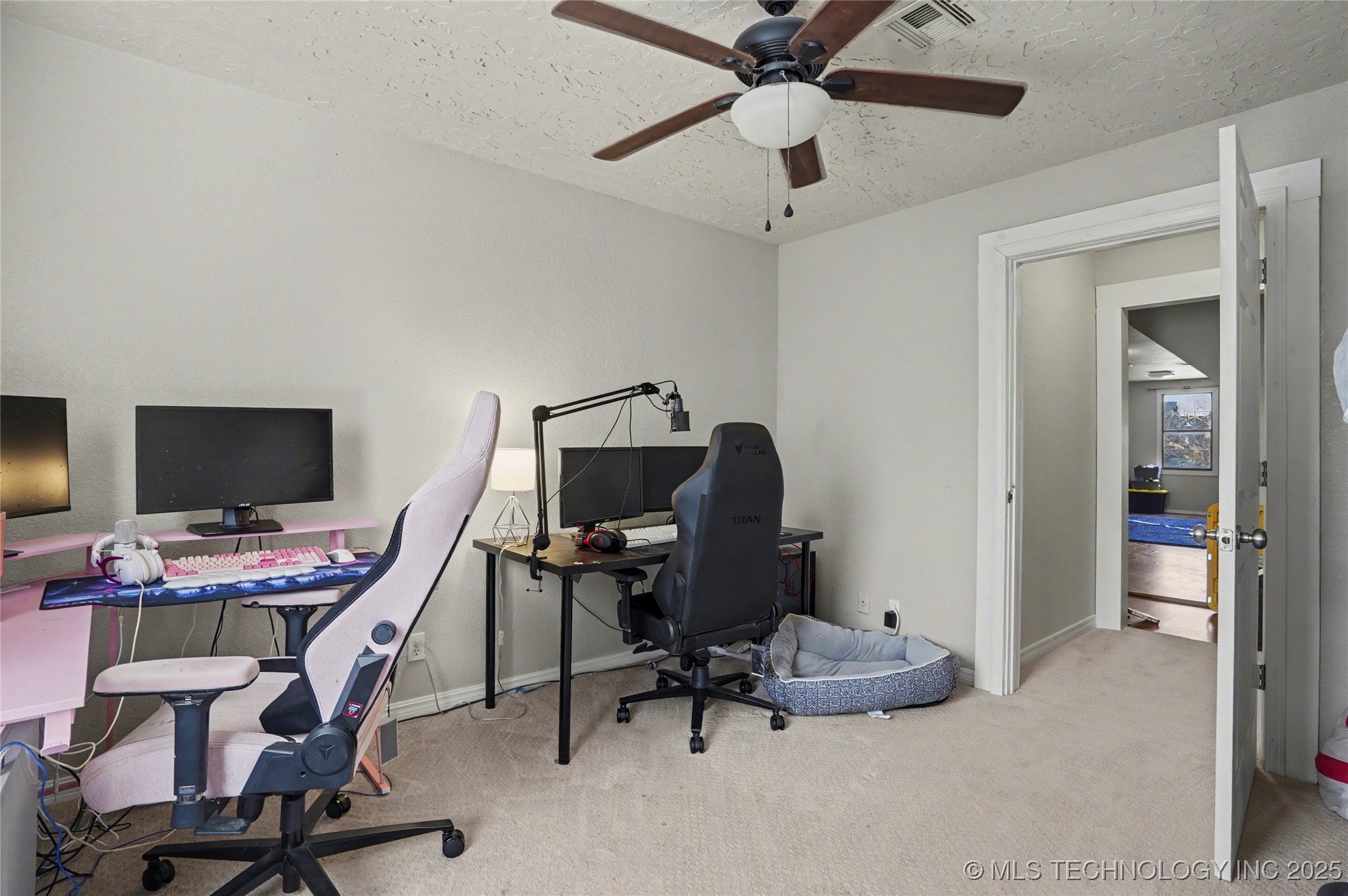 9330 S Oxford Avenue Property Photo 18