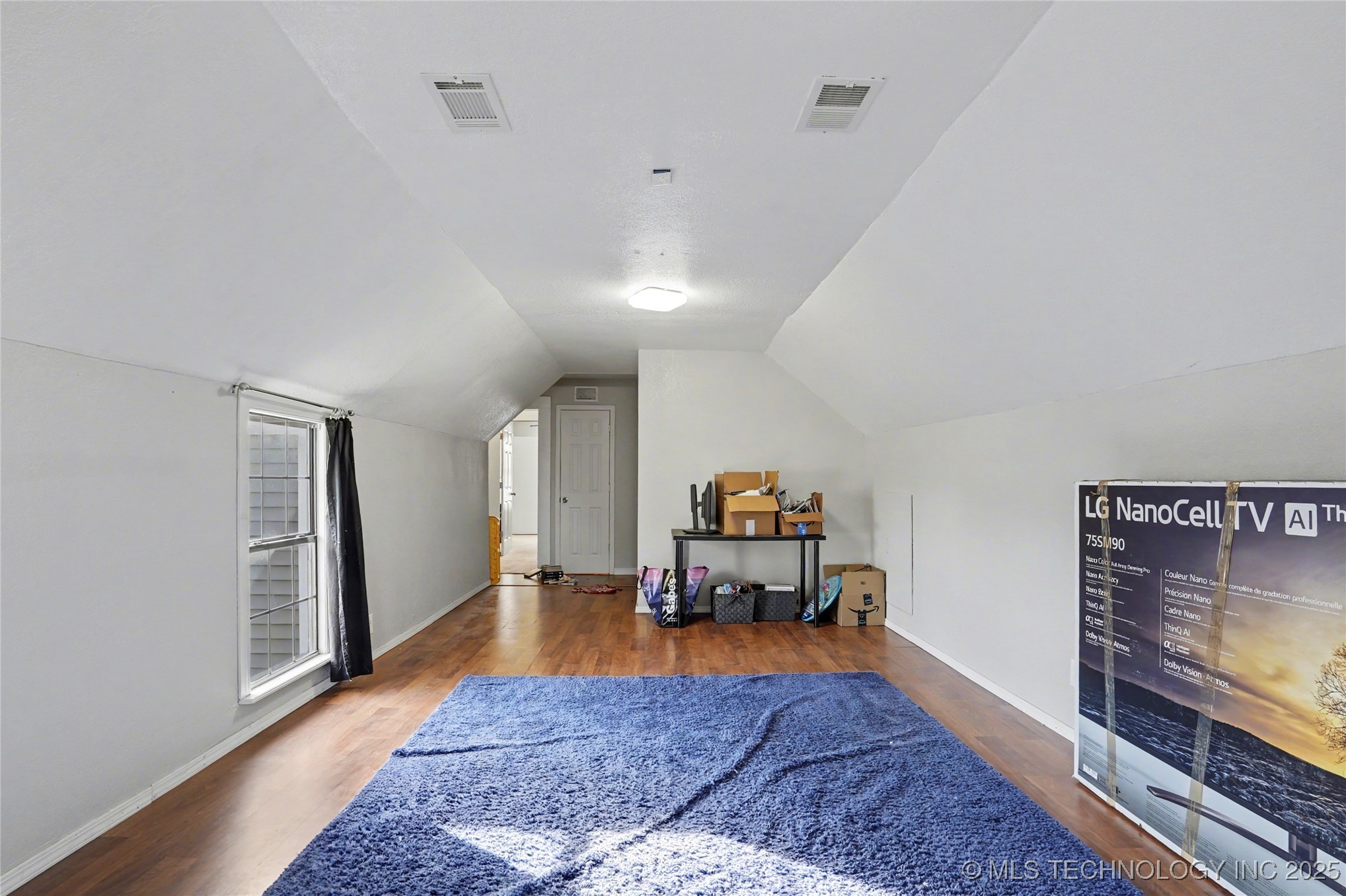 9330 S Oxford Avenue Property Photo 21