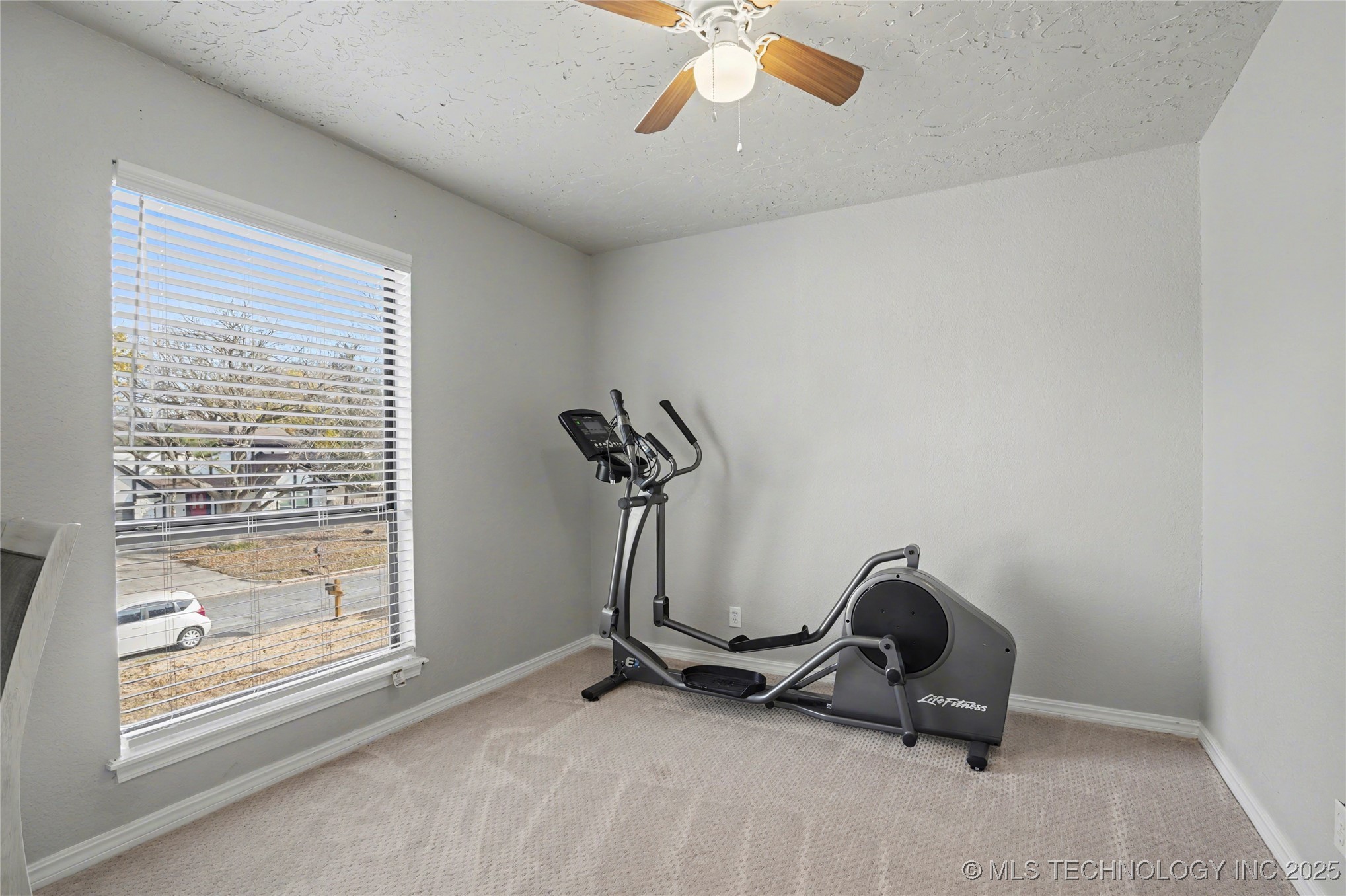 9330 S Oxford Avenue Property Photo 22