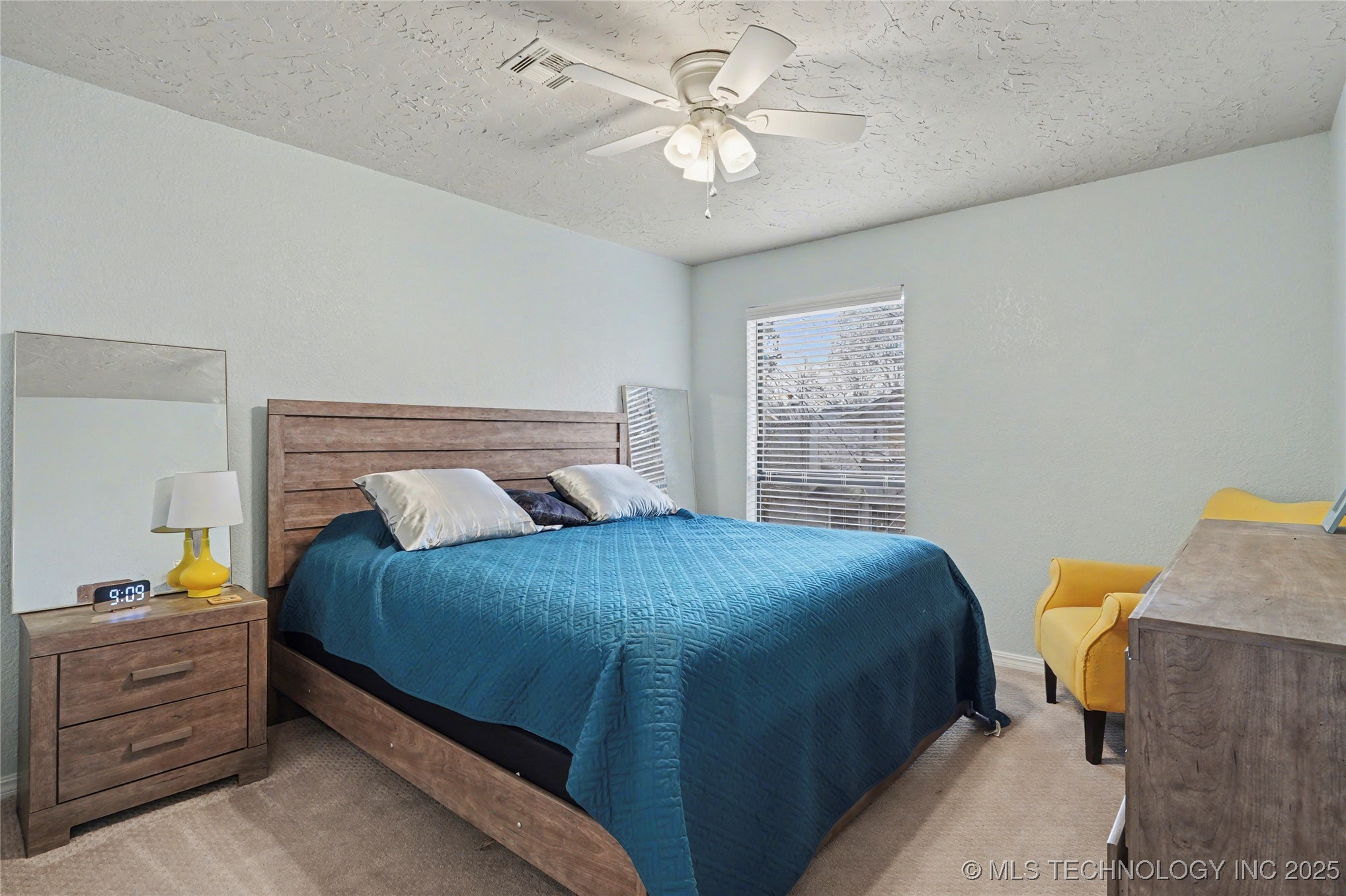 9330 S Oxford Avenue Property Photo 24