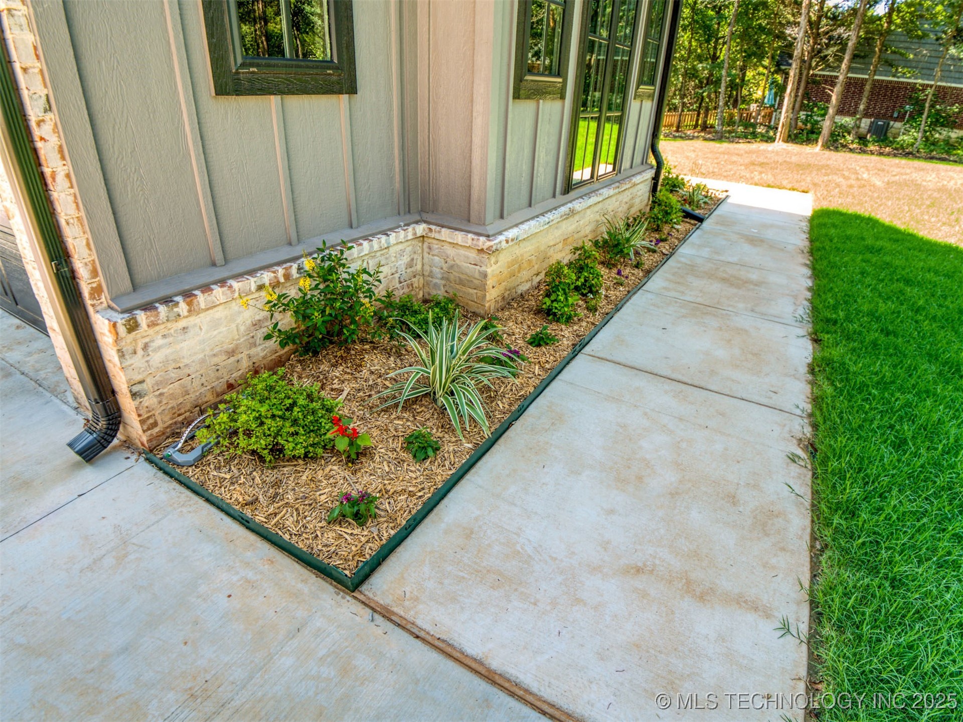 5350 Mainstay Property Photo 4