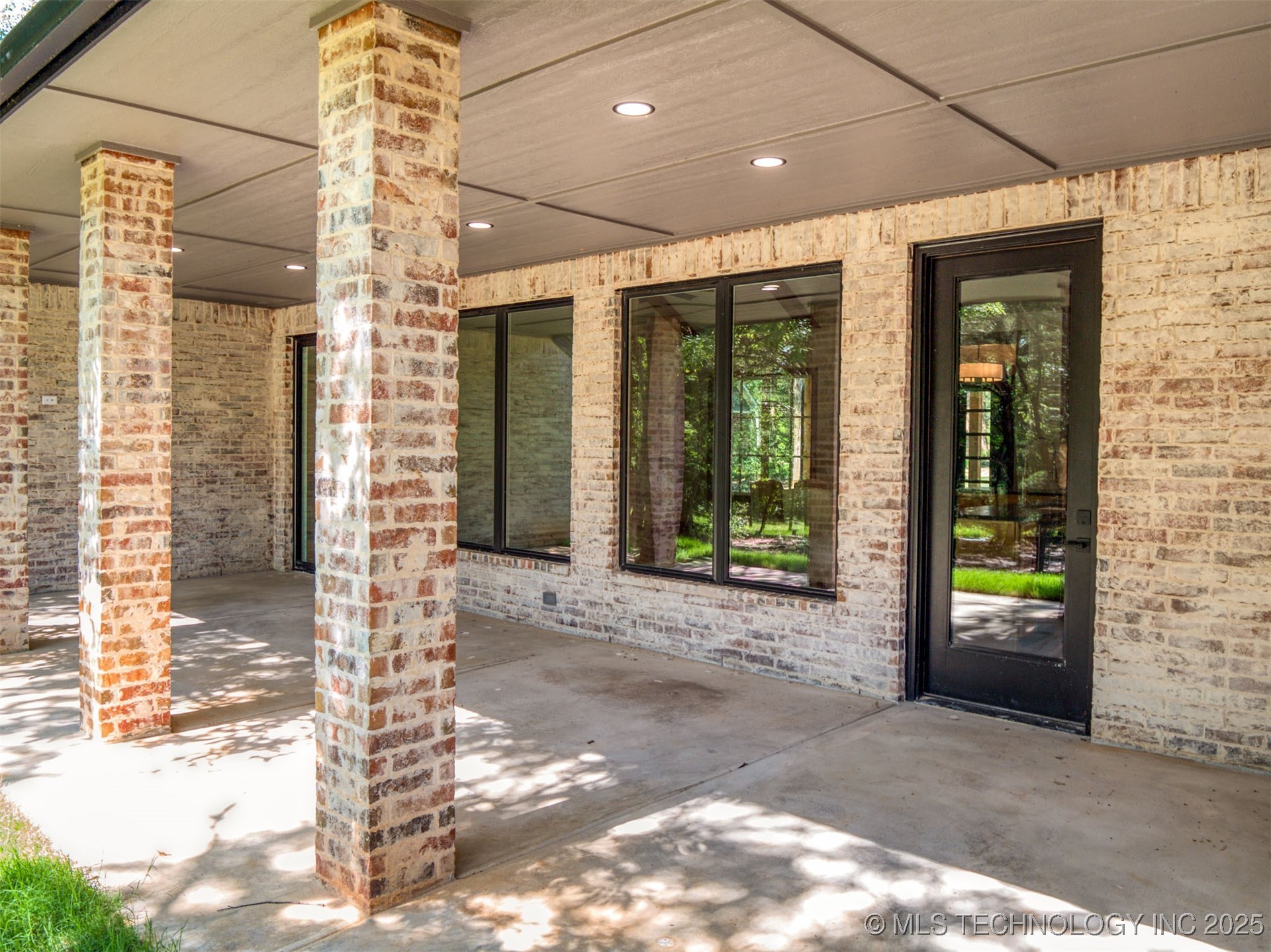 5350 Mainstay Property Photo 6