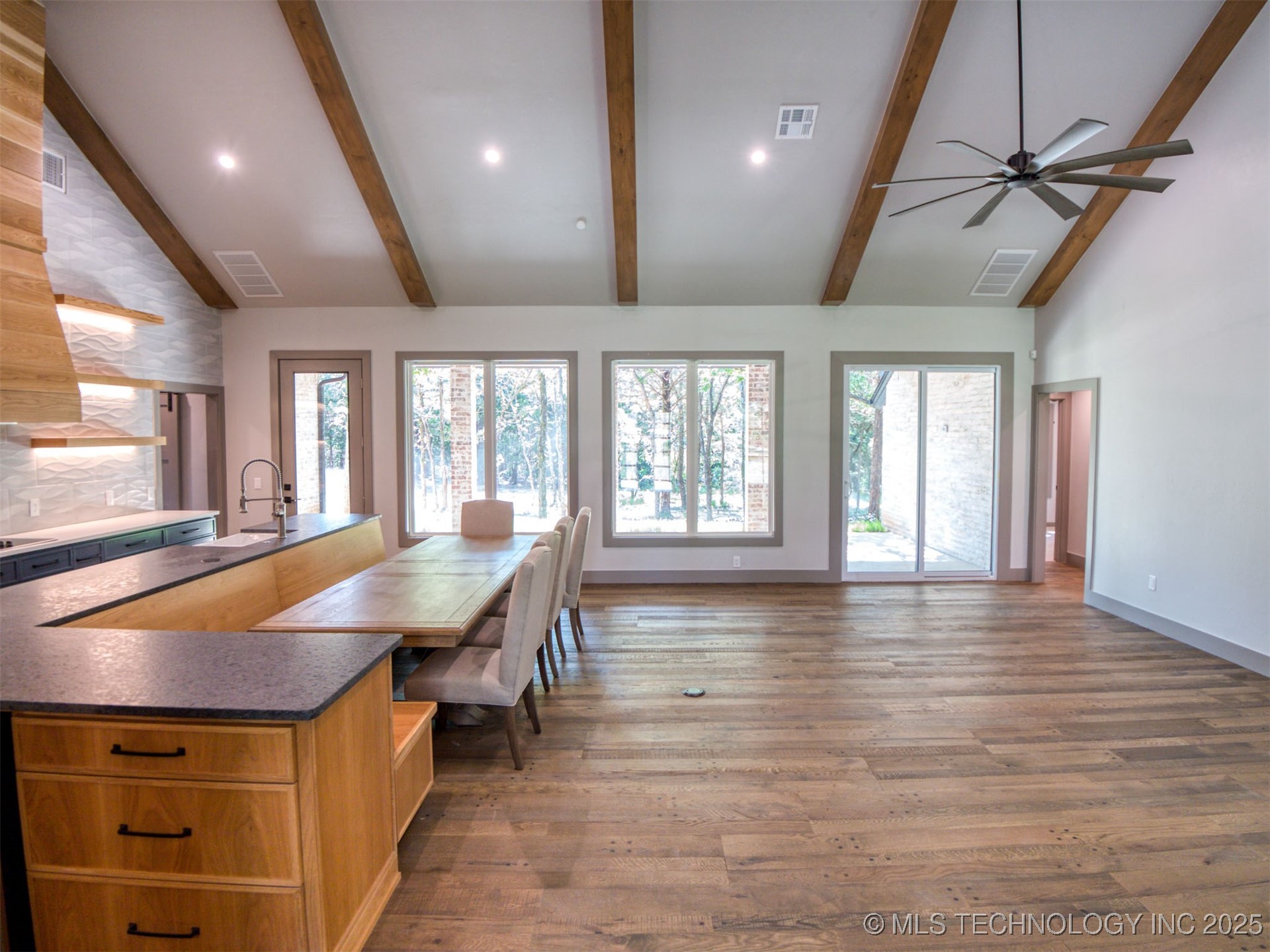 5350 Mainstay Property Photo 13