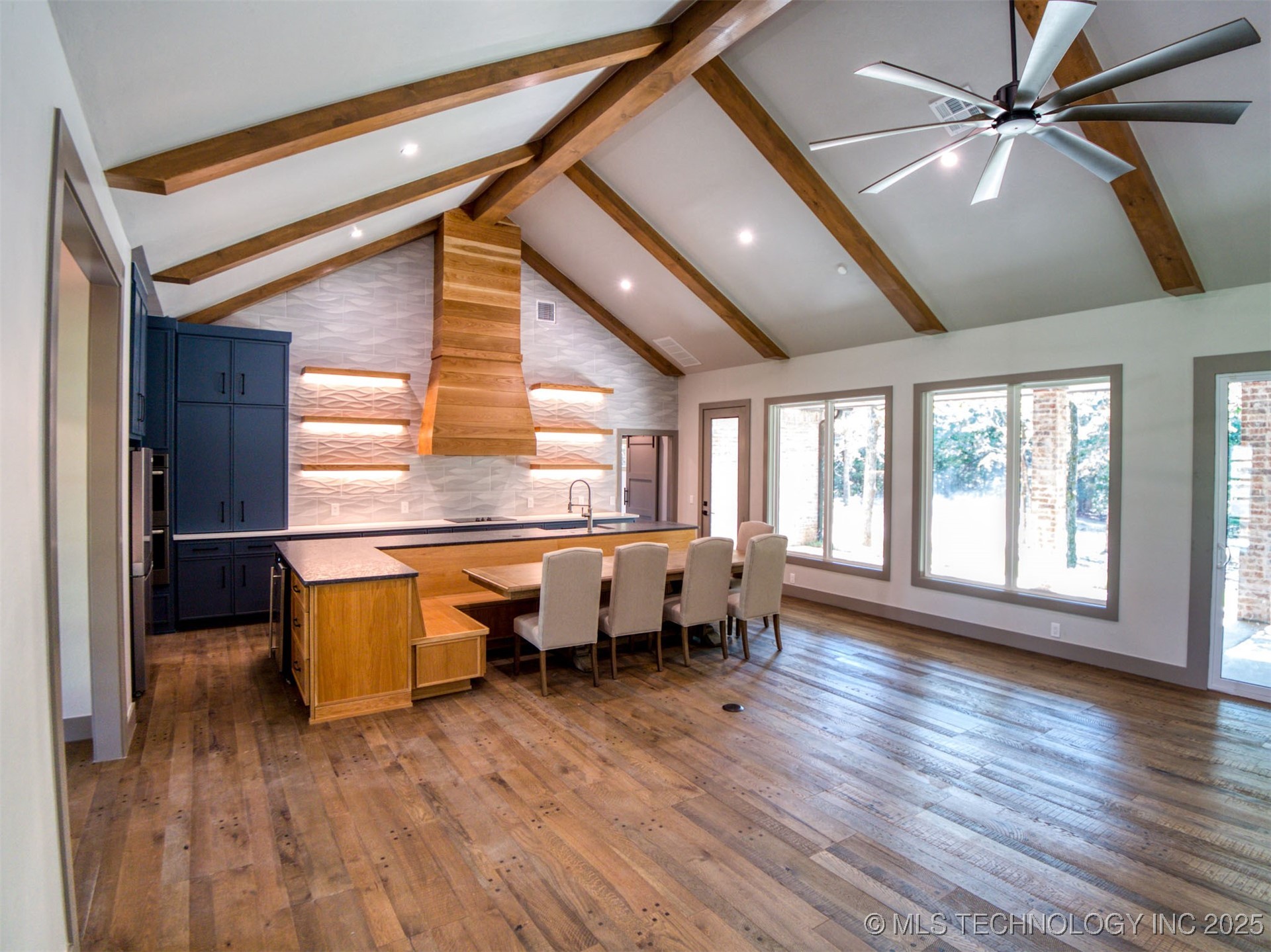 5350 Mainstay Property Photo 14