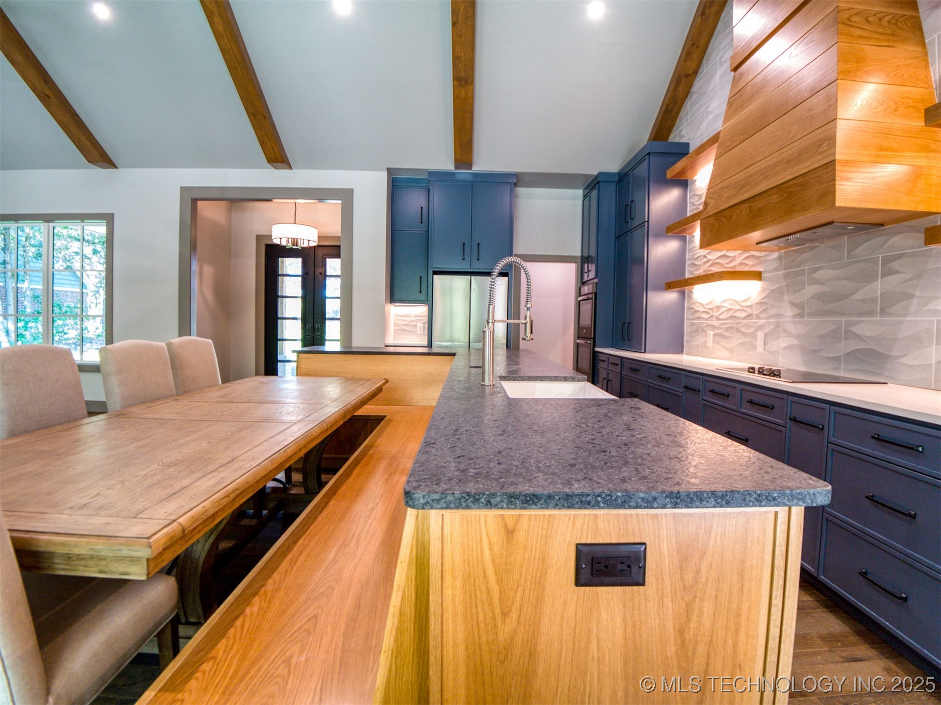 5350 Mainstay Property Photo 17