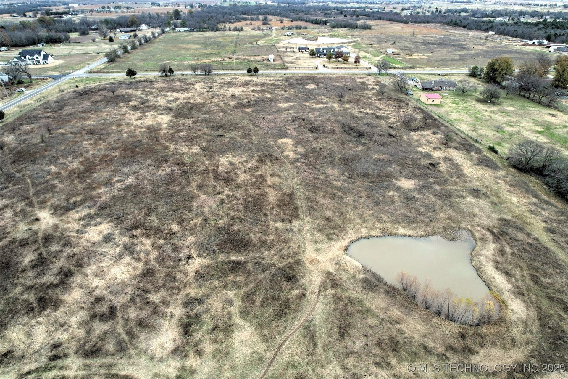 11407 N Harvard Avenue Property Photo 5