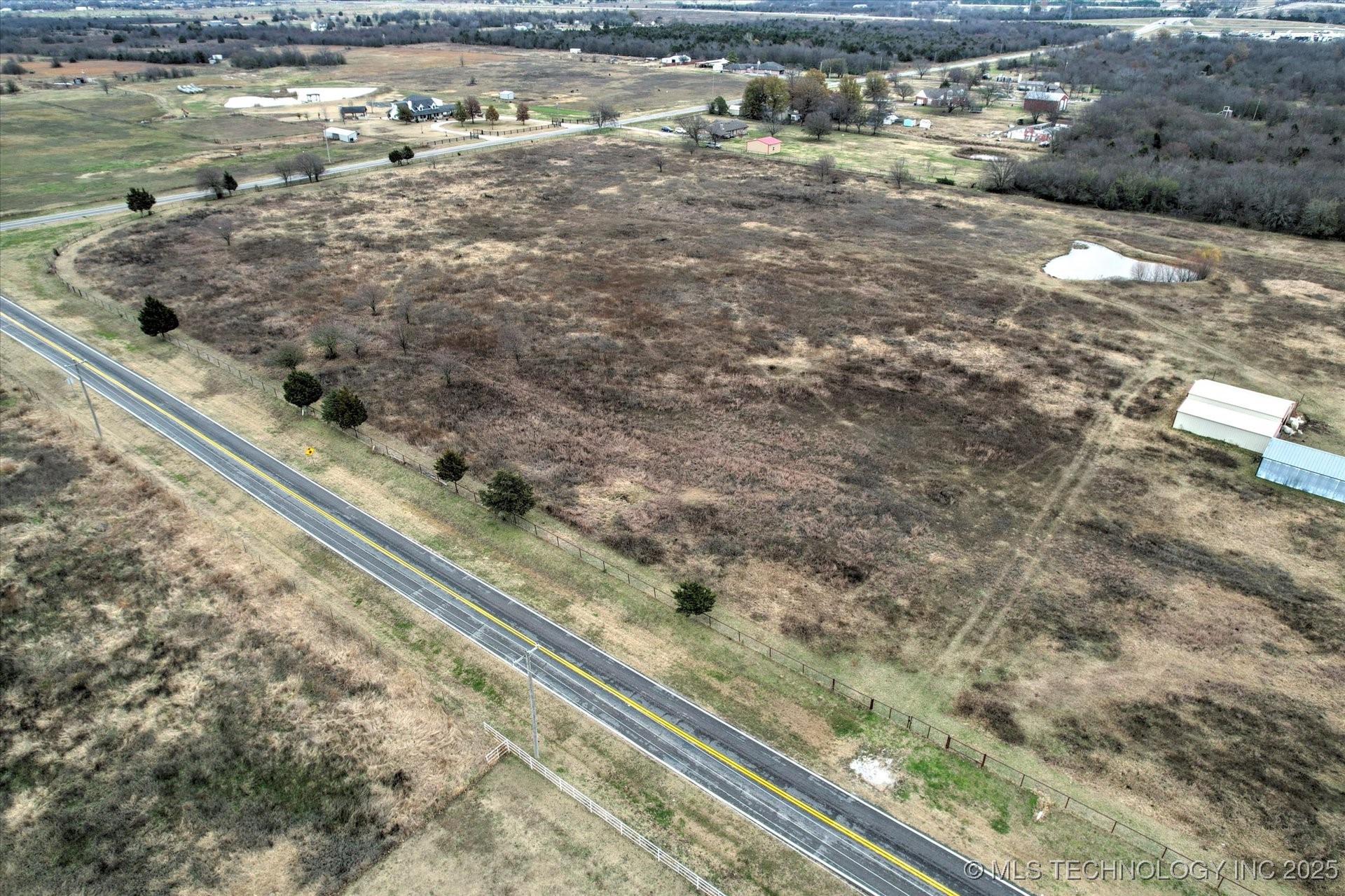 11407 N Harvard Avenue Property Photo 7