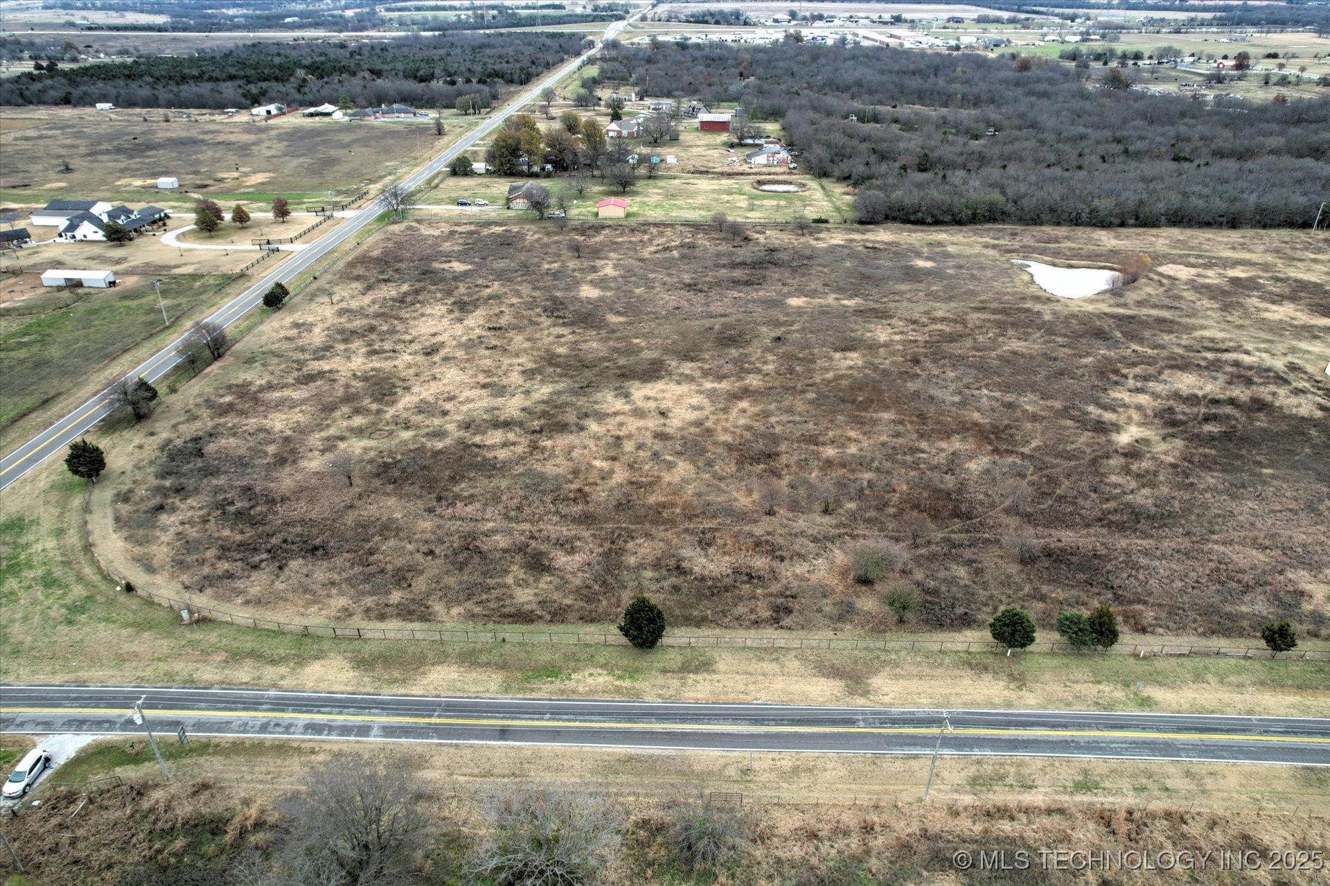 11407 N Harvard Avenue Property Photo 8