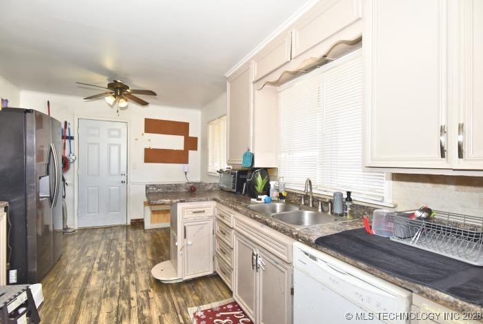 644 N Xenophon Avenue Property Photo 4