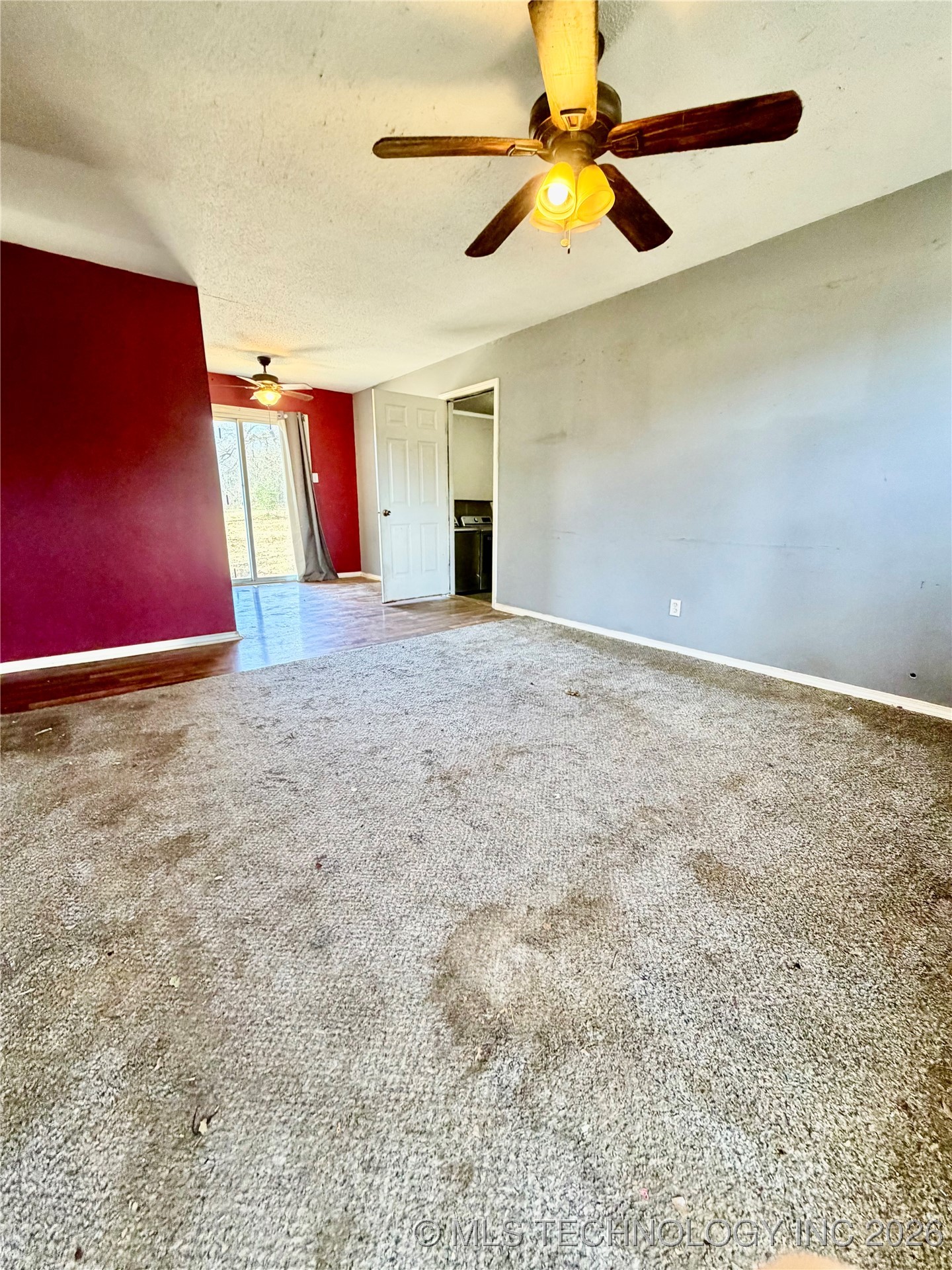 1004 S D And H Street Property Photo 4