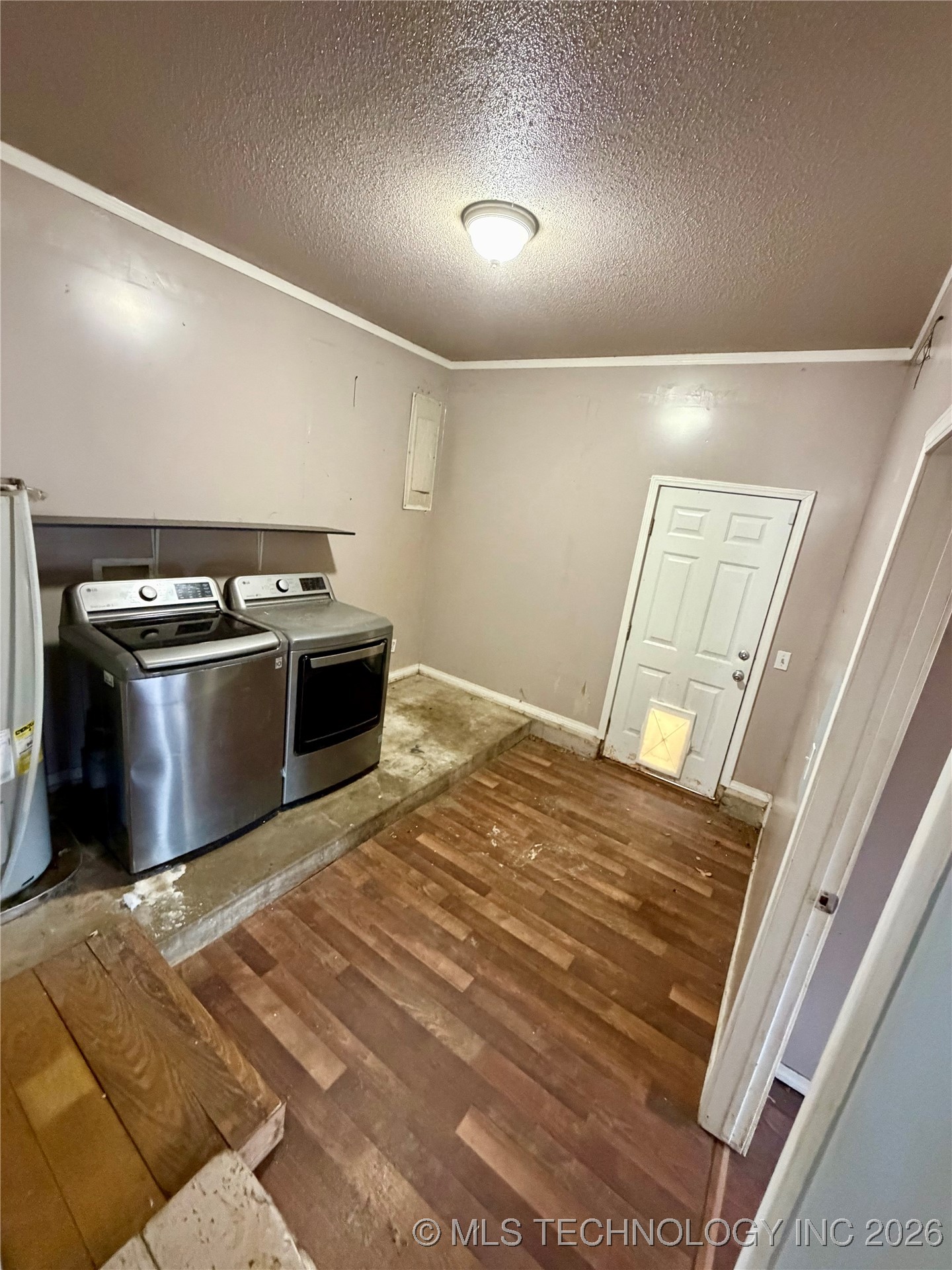 1004 S D And H Street Property Photo 9