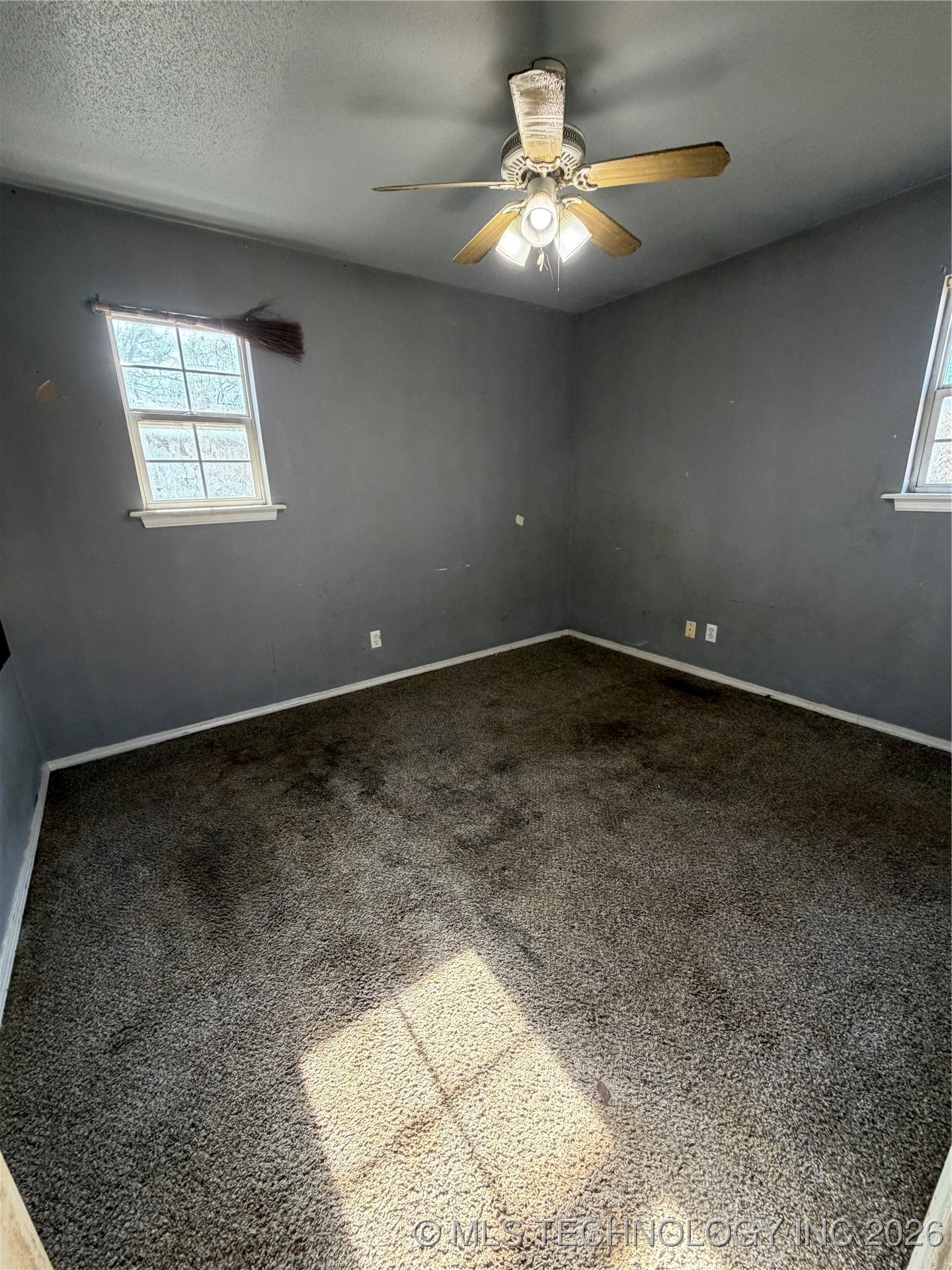 1004 S D And H Street Property Photo 23