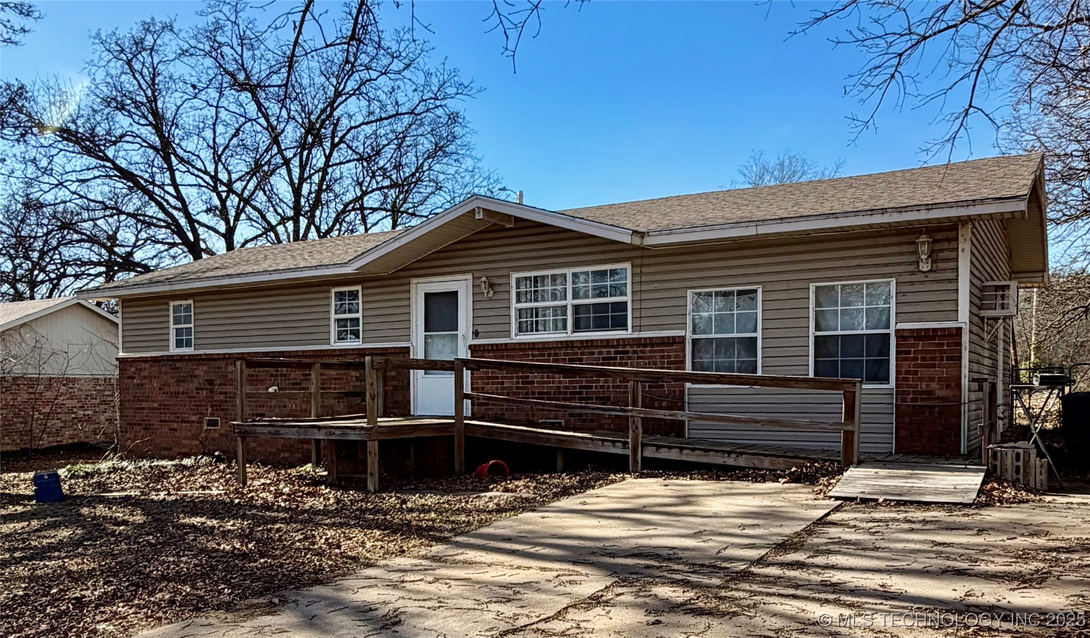 1004 S D And H Street Property Photo 28