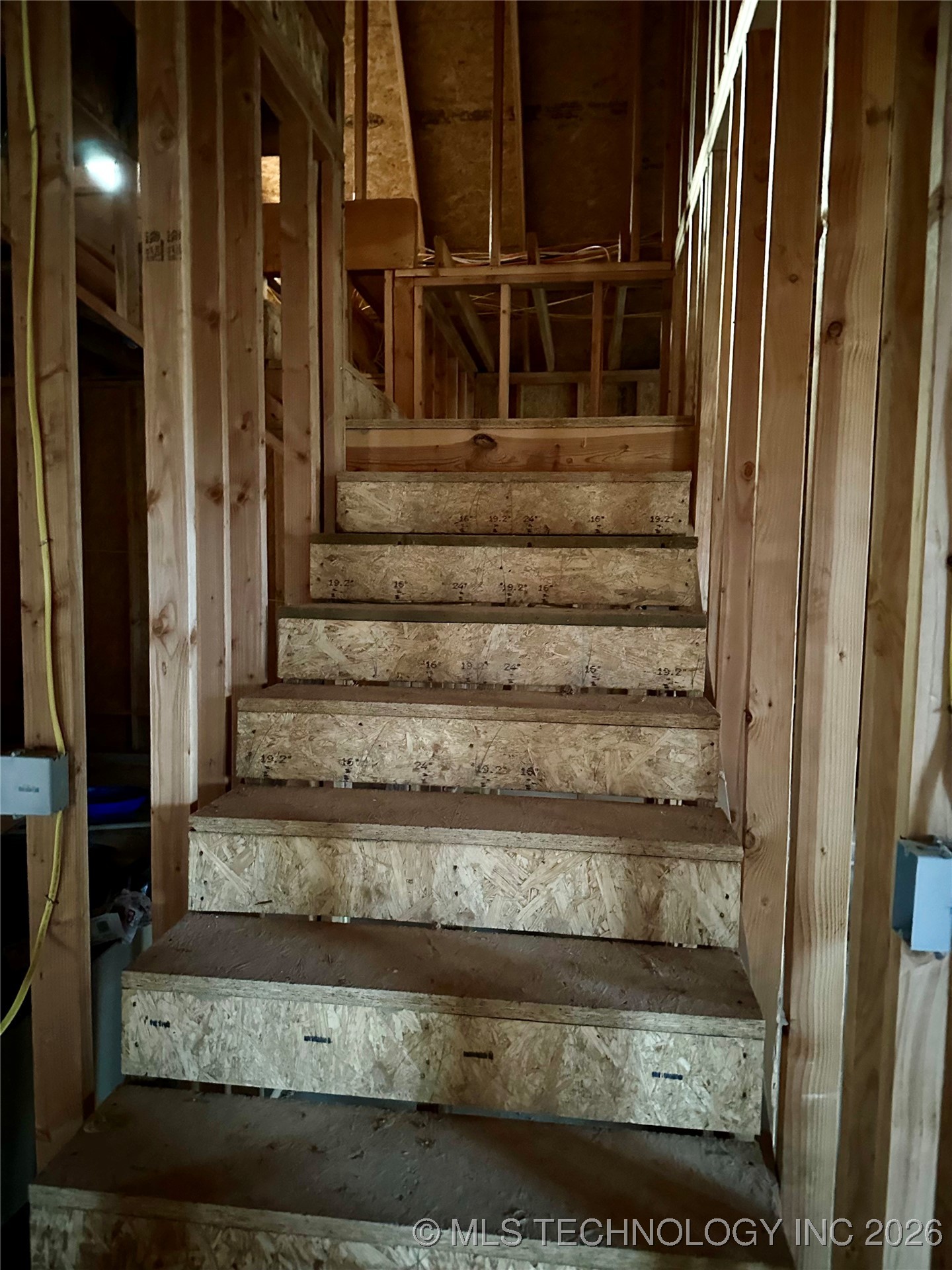 3339 E Private 1725 Drive Property Photo 9