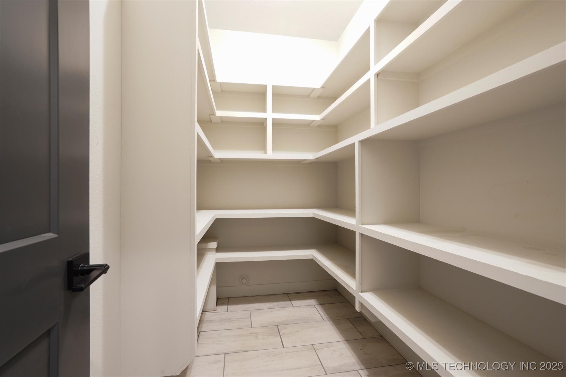 14271 S College Avenue Property Photo 21