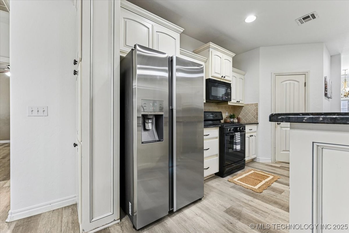 310 Kyle Court Property Photo 13