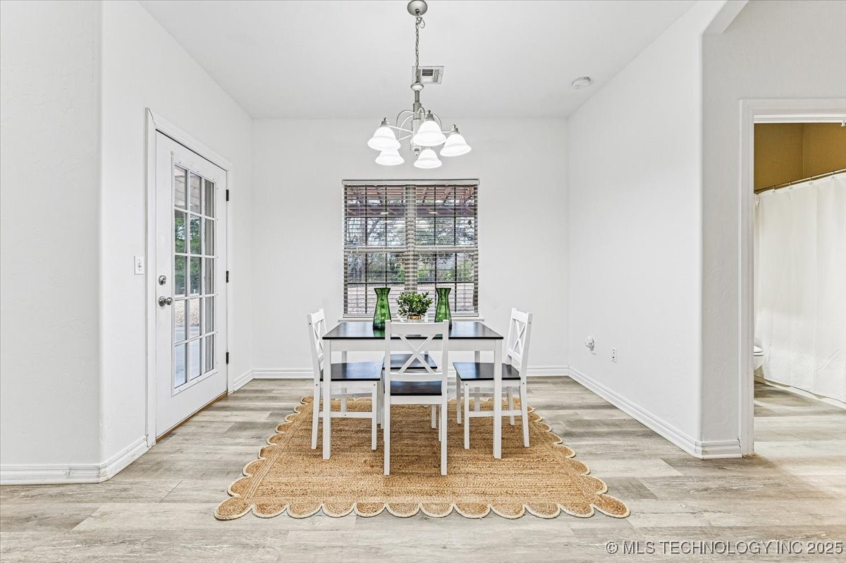 310 Kyle Court Property Photo 18