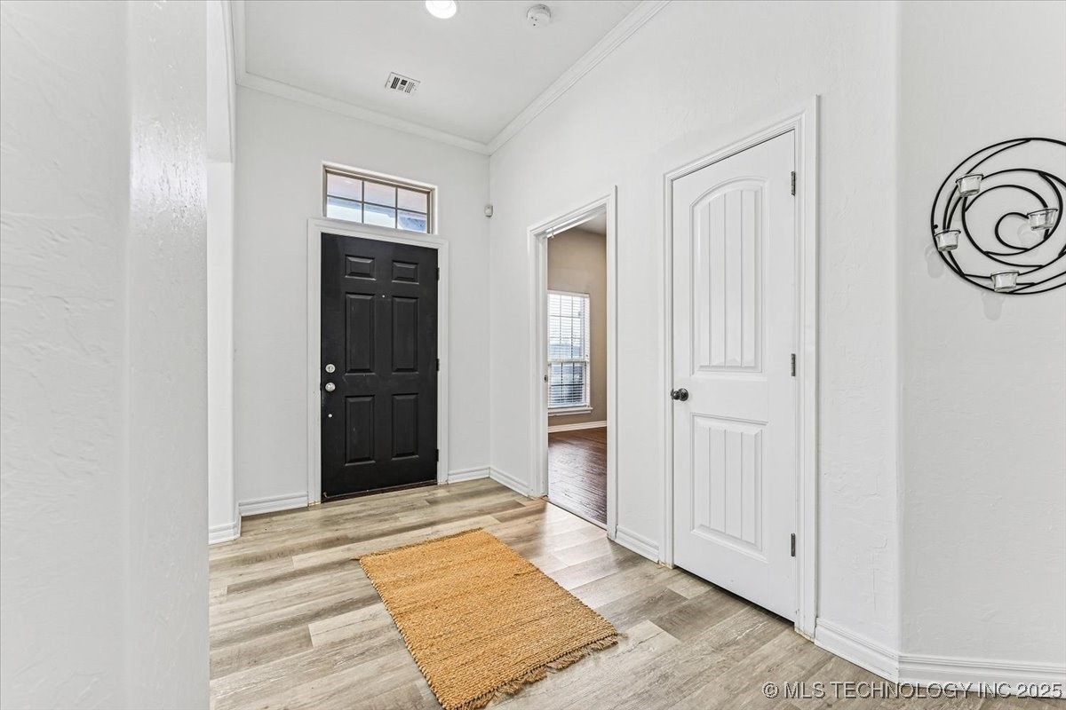 310 Kyle Court Property Photo 24