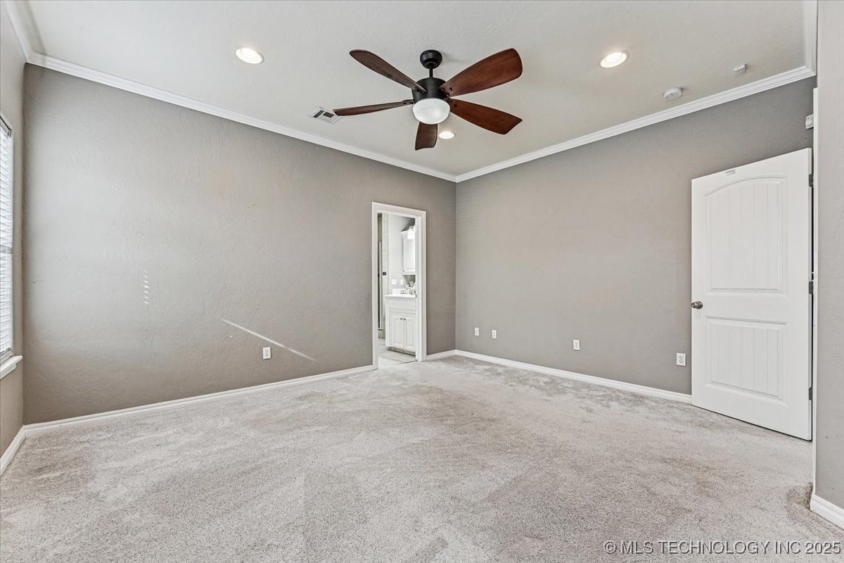 310 Kyle Court Property Photo 30