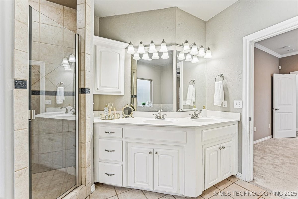 310 Kyle Court Property Photo 32