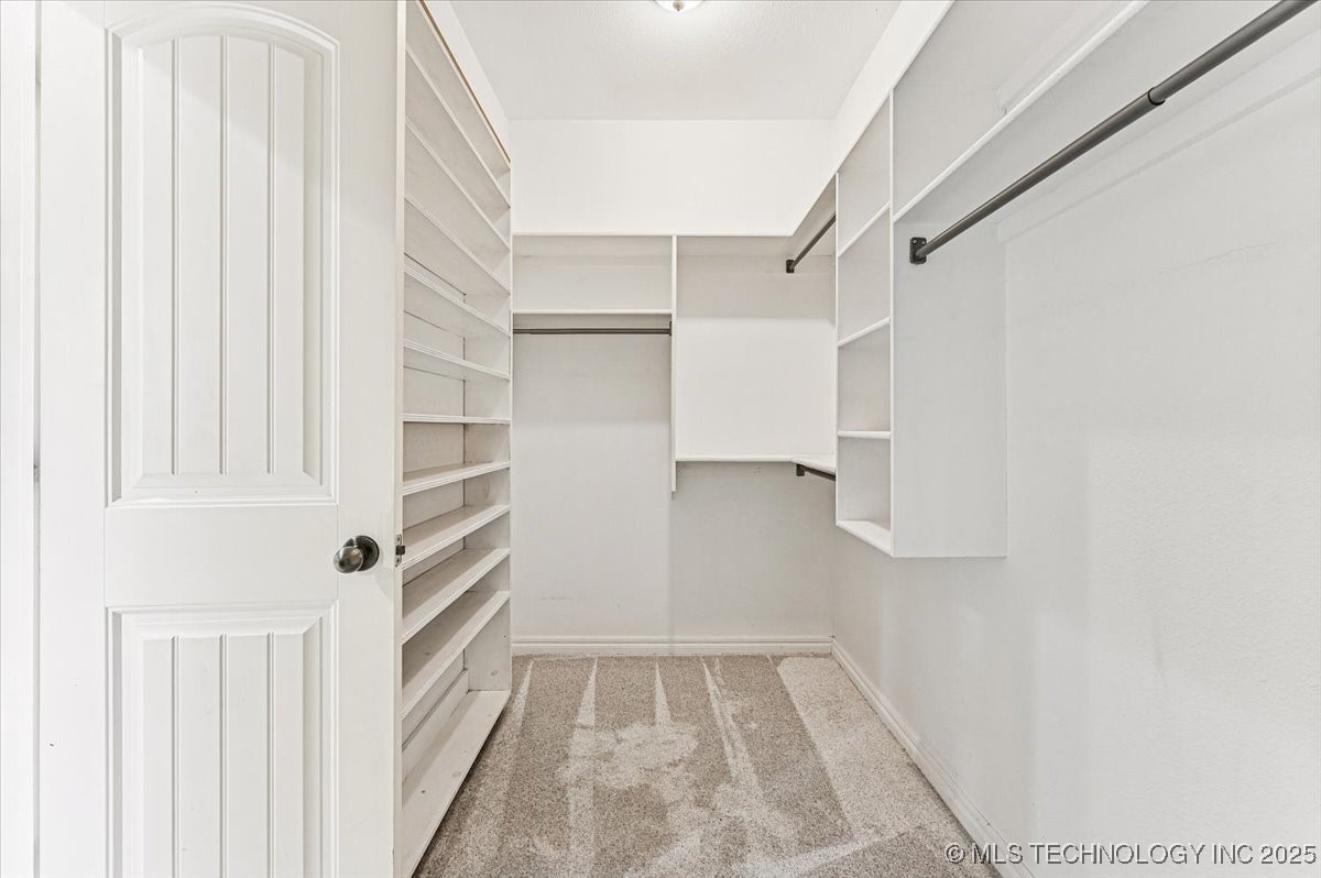 310 Kyle Court Property Photo 34