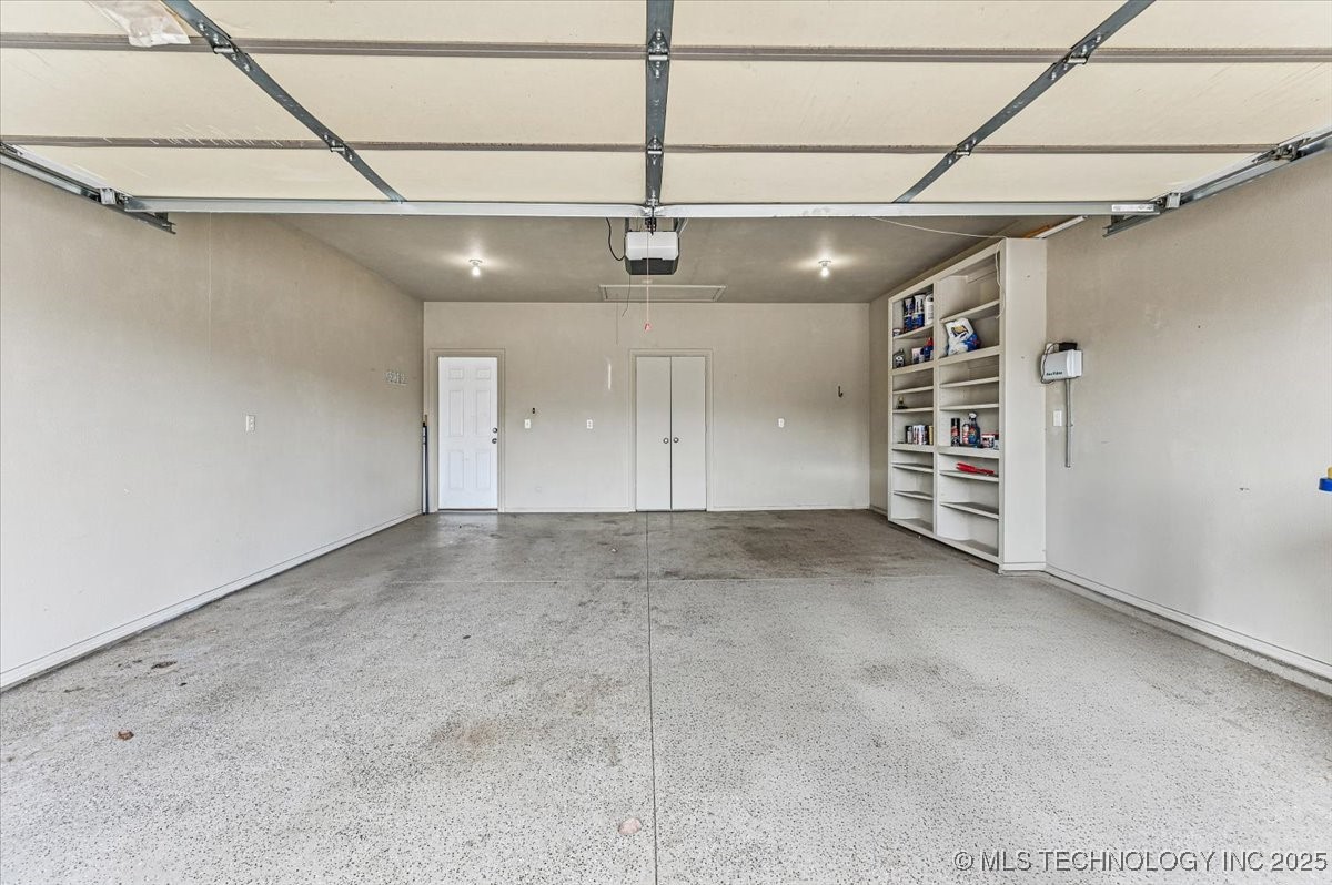 310 Kyle Court Property Photo 43