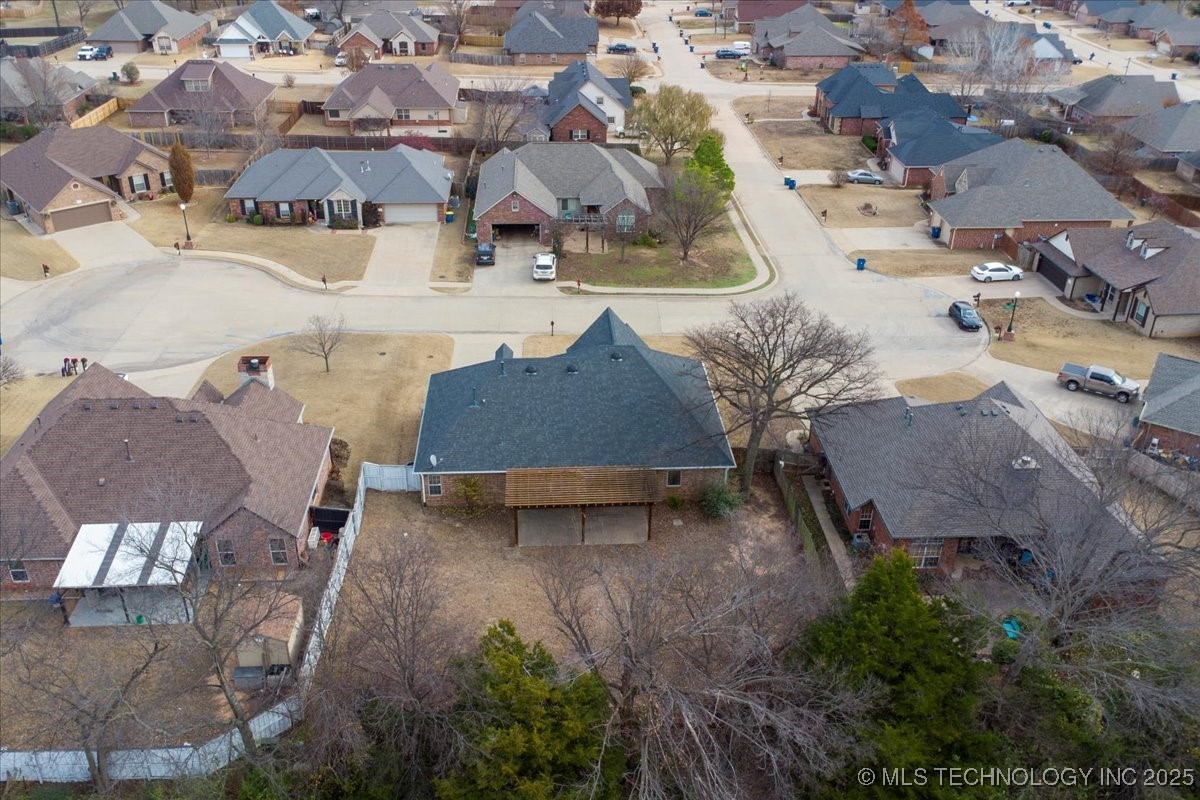 310 Kyle Court Property Photo 55