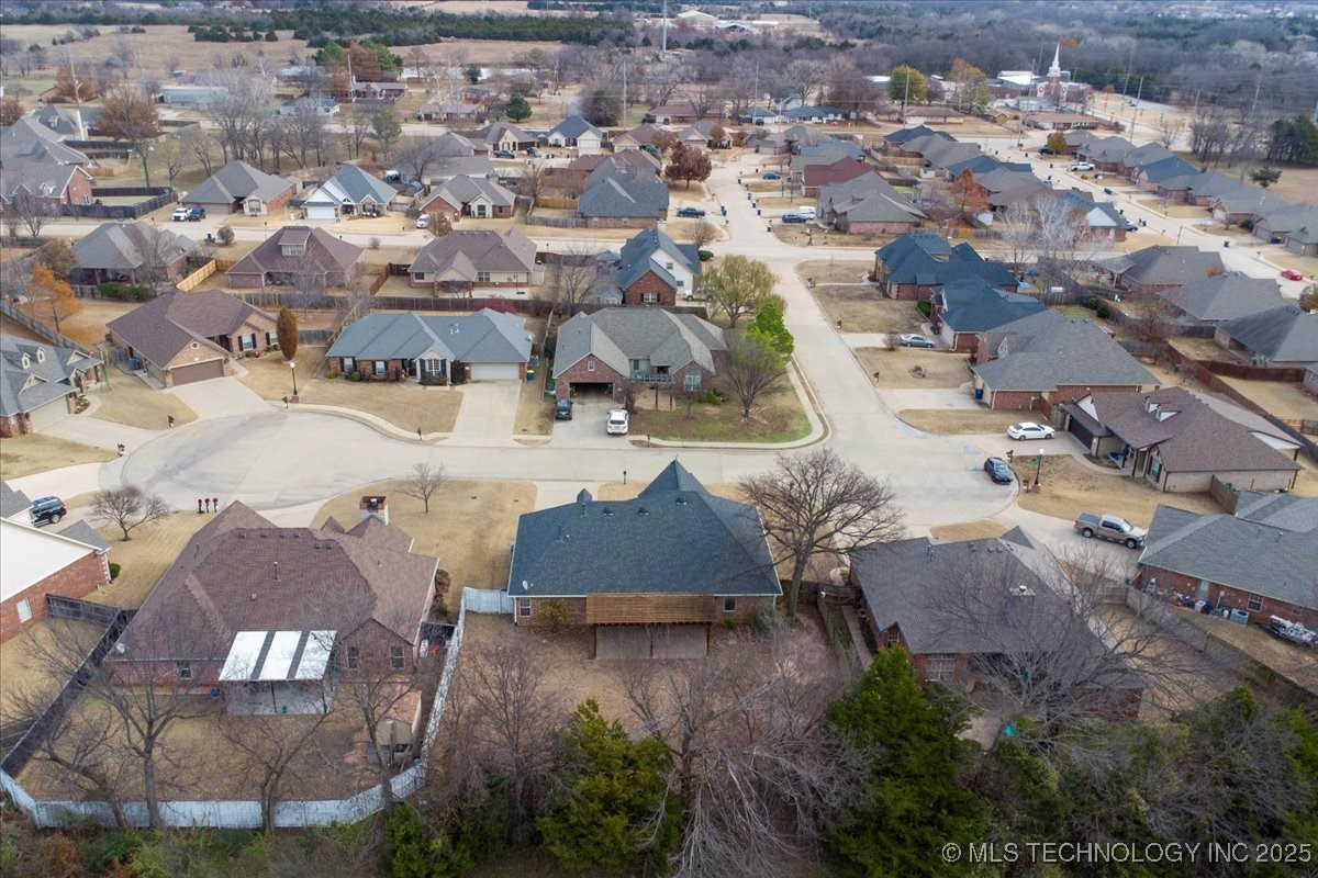 310 Kyle Court Property Photo 56