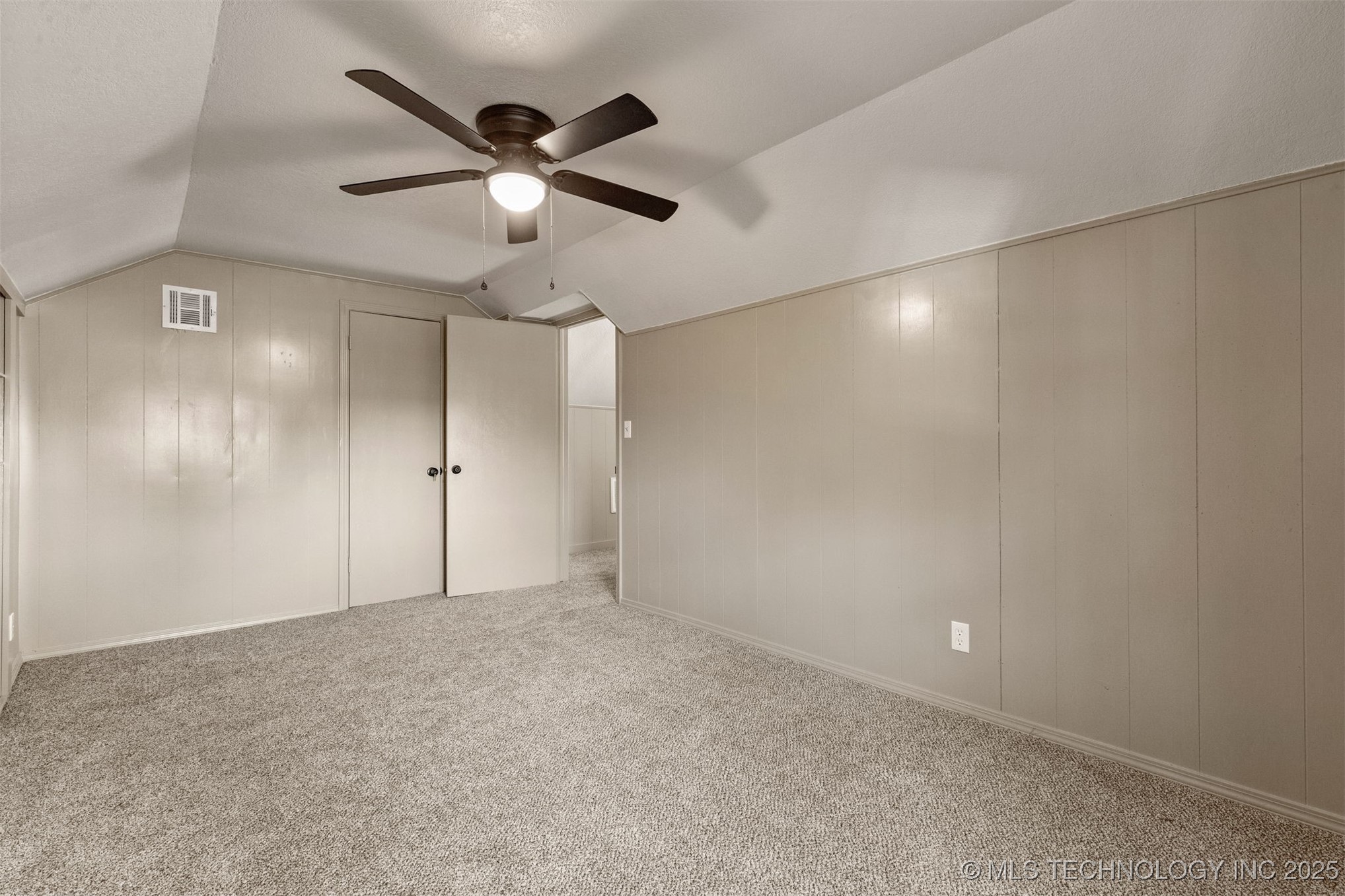 900 W Boston Street Property Photo 41