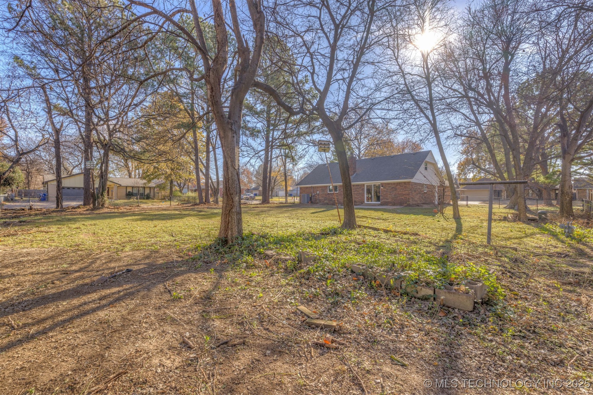 900 W Boston Street Property Photo 43