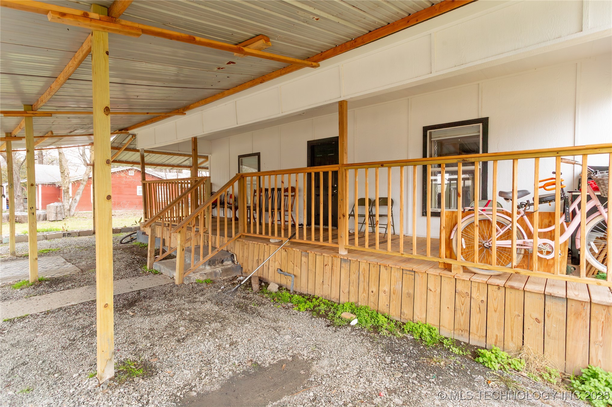 820 E Okmulgee Avenue Property Photo 2