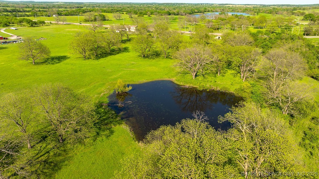 21125 State Highway 99 S Property Photo 6