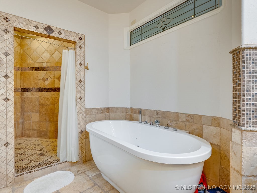 21125 State Highway 99 S Property Photo 40