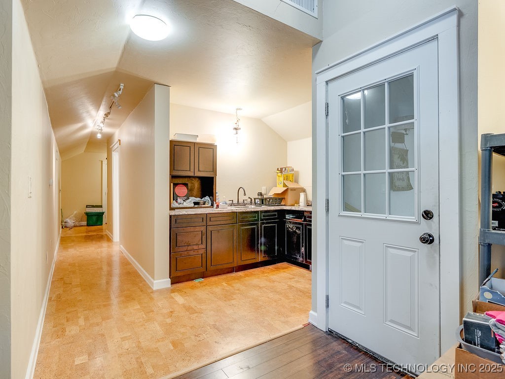 21125 State Highway 99 S Property Photo 49