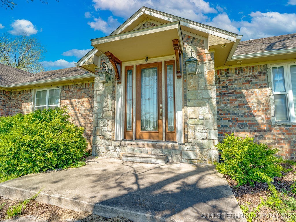 21125 S State Highway 99 S Property Photo 3