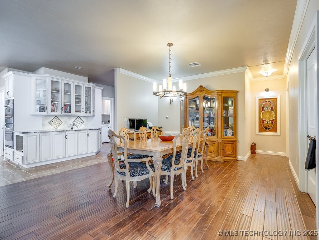 21125 S State Highway 99 S Property Photo 6