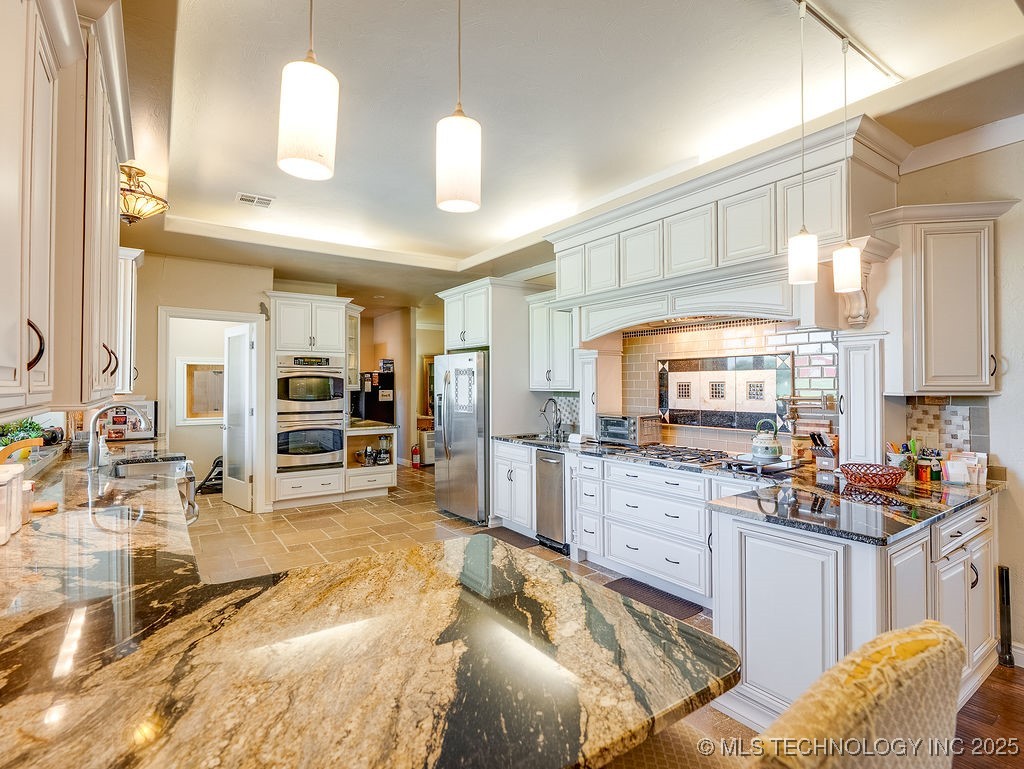 21125 S State Highway 99 S Property Photo 16