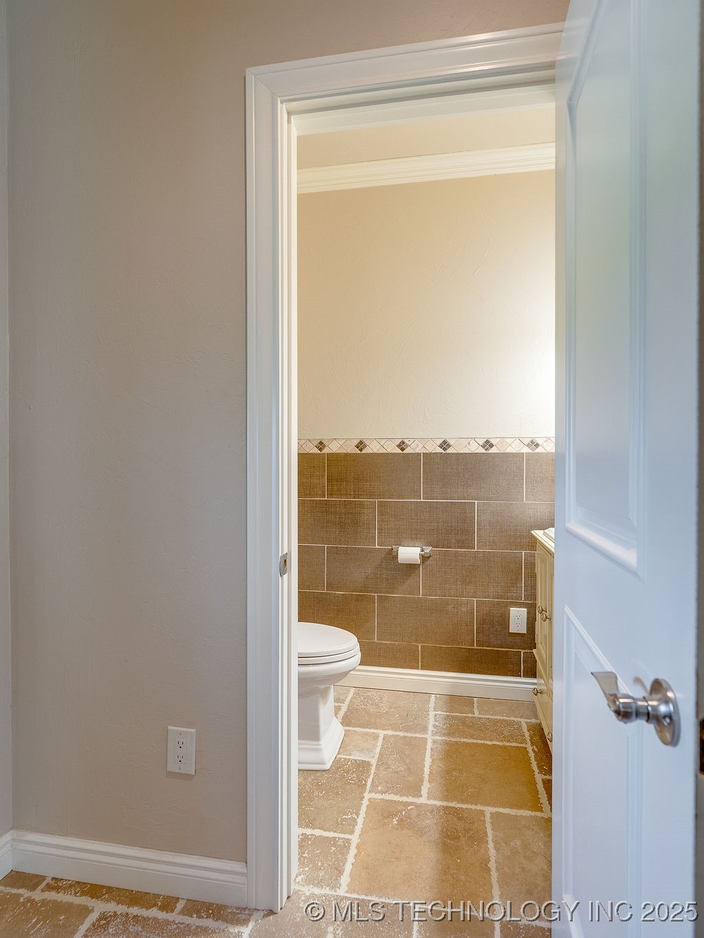 21125 S State Highway 99 S Property Photo 23