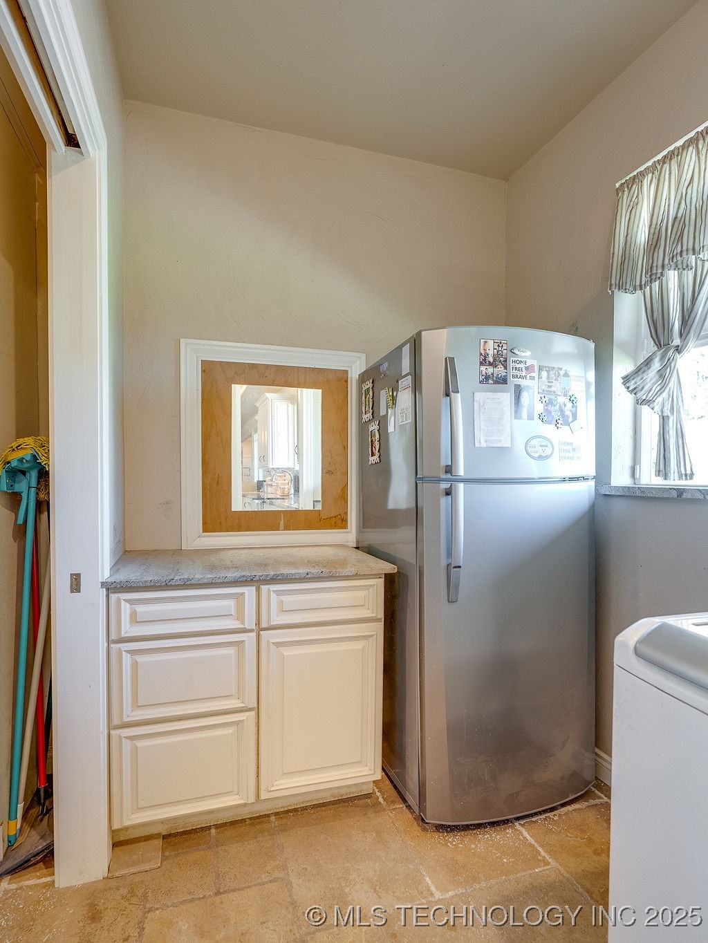 21125 S State Highway 99 S Property Photo 26