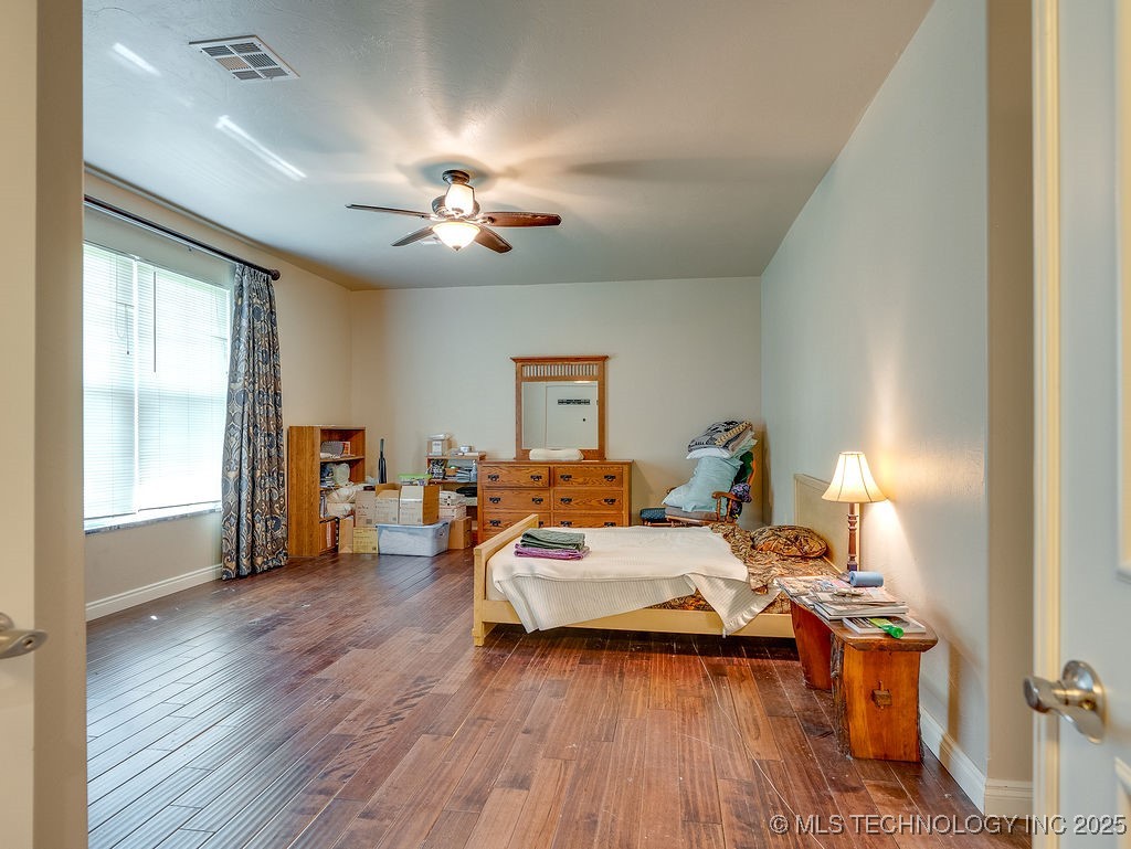 21125 S State Highway 99 S Property Photo 33