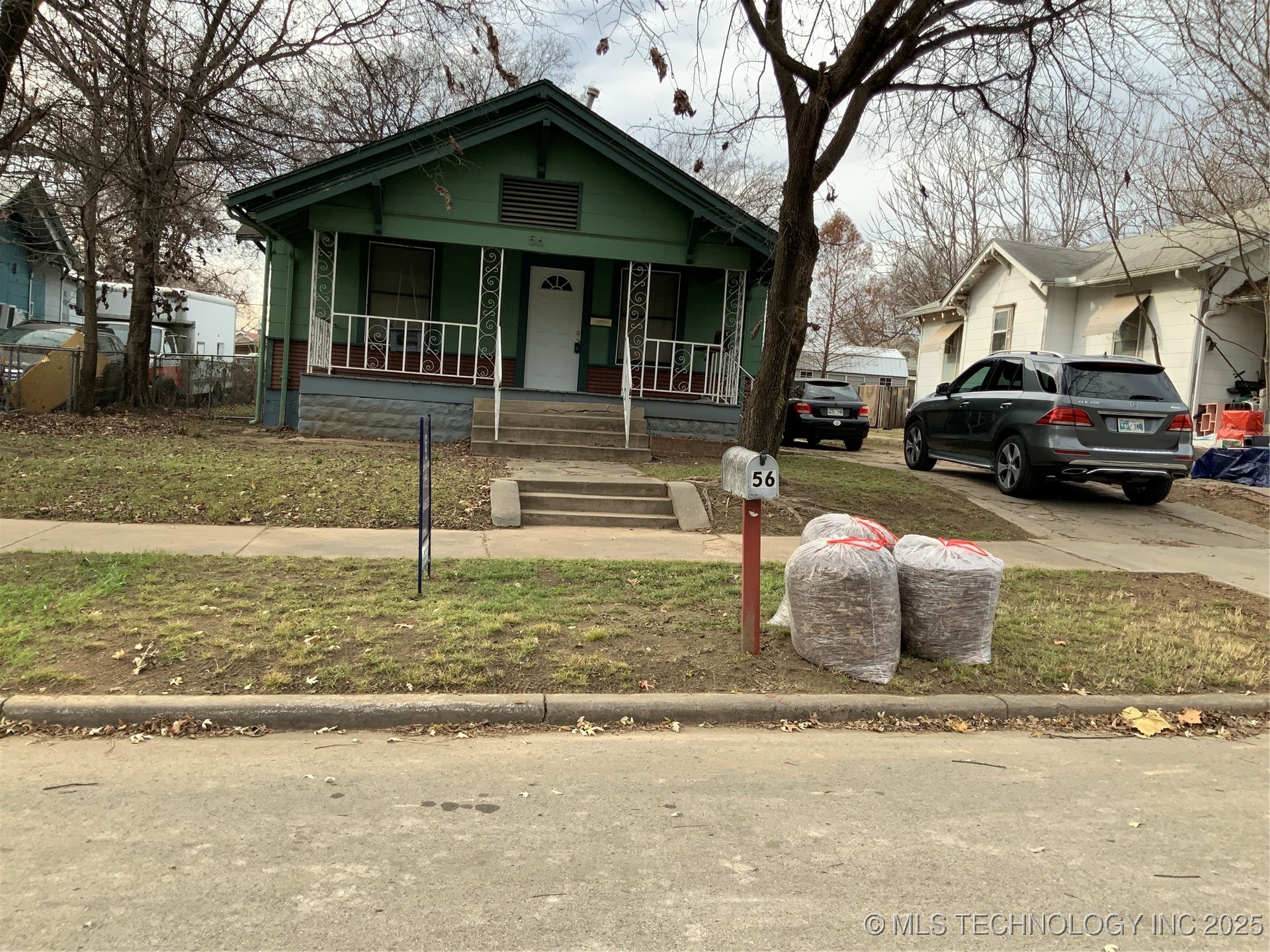 56 N Xanthus Avenue Property Photo 1