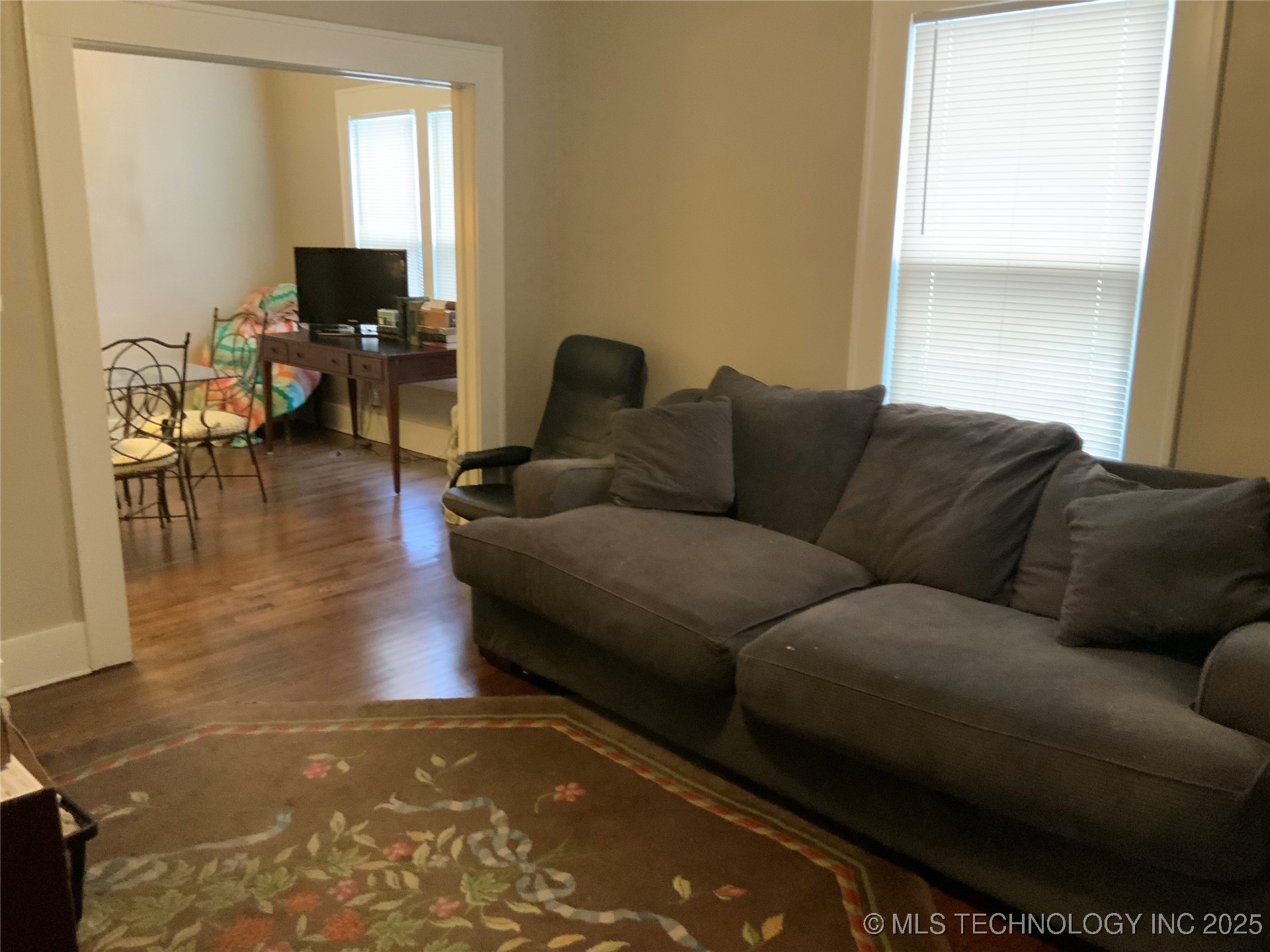 56 N Xanthus Avenue Property Photo 3