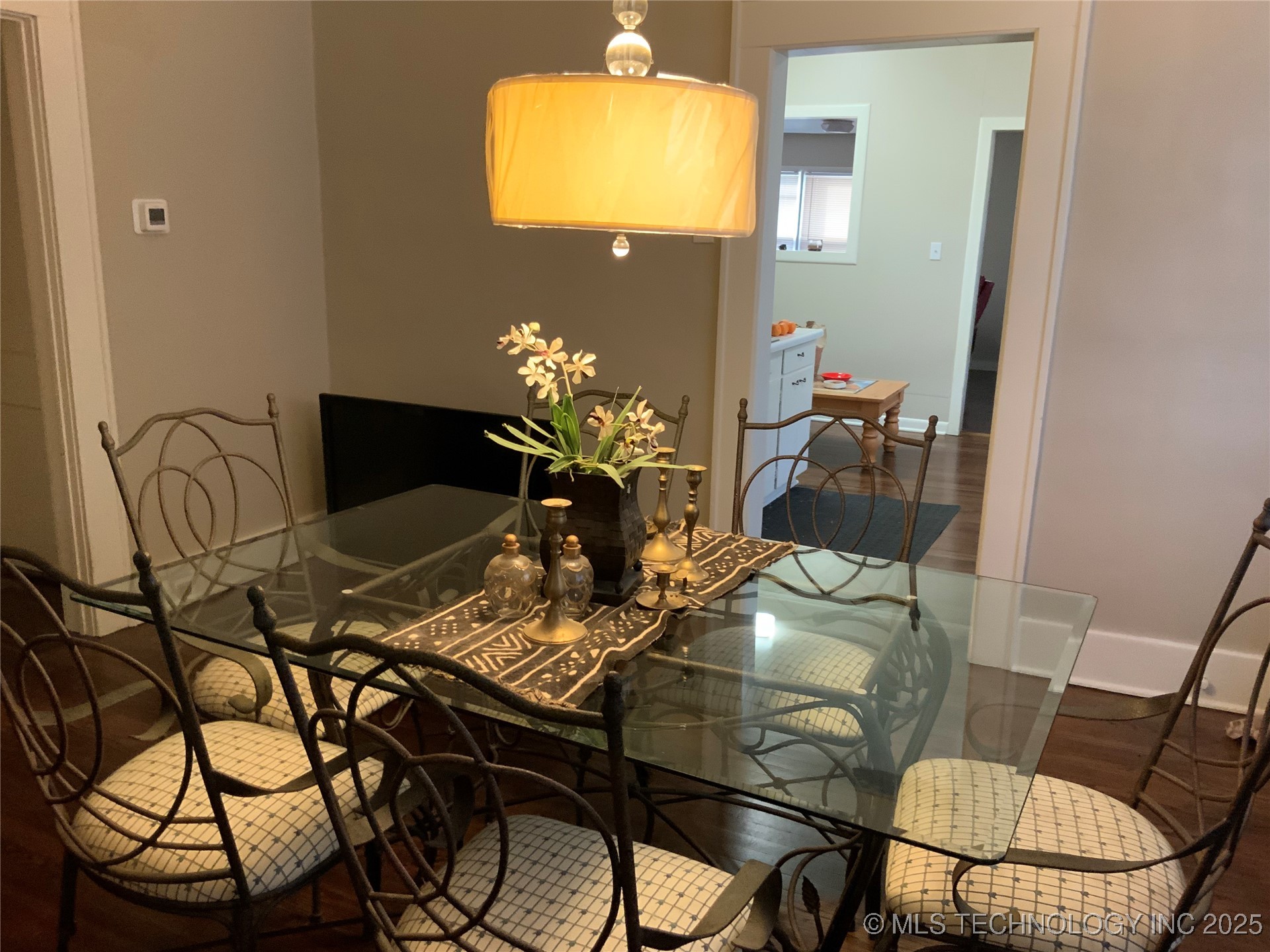 56 N Xanthus Avenue Property Photo 6