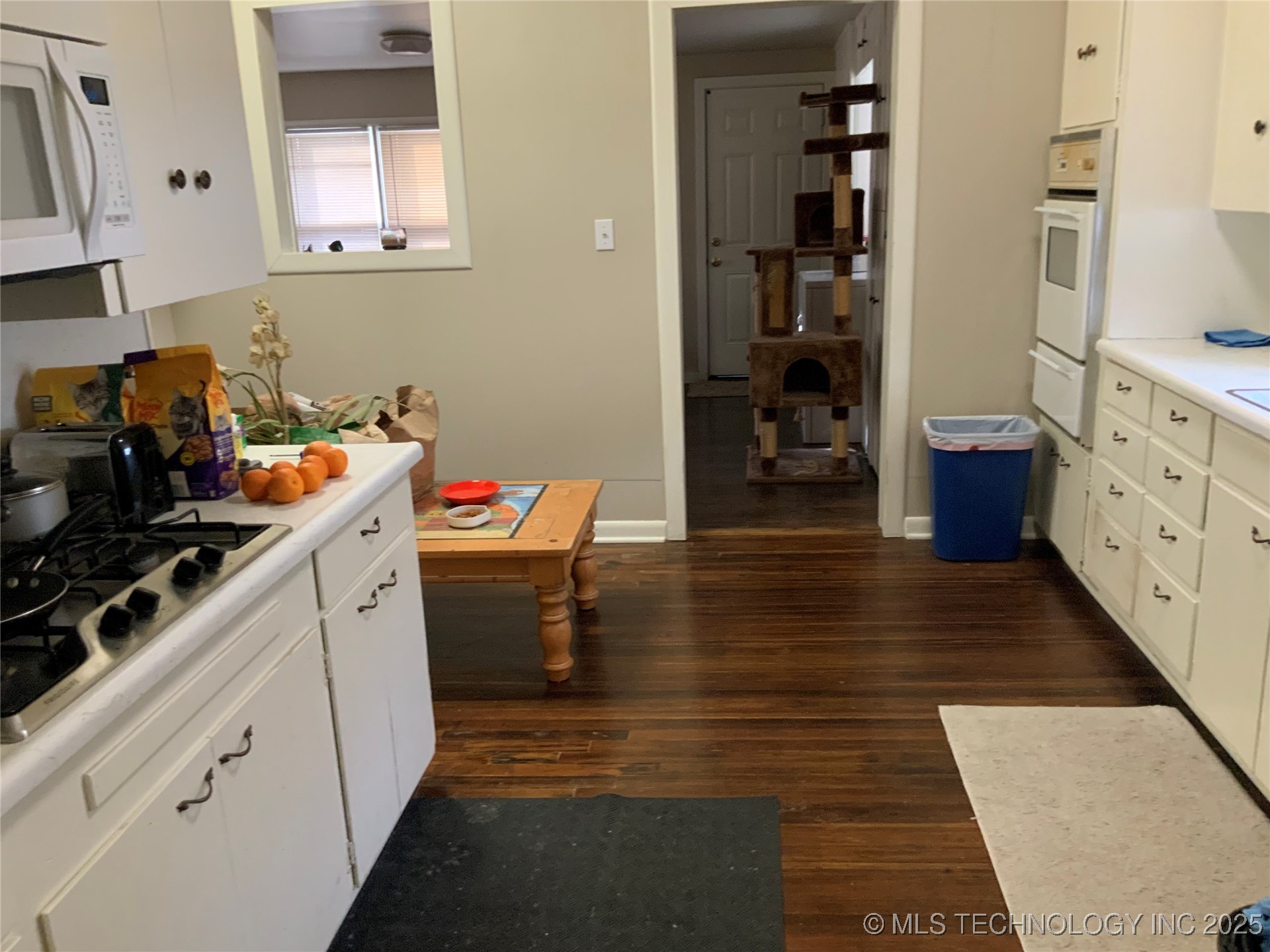 56 N Xanthus Avenue Property Photo 10