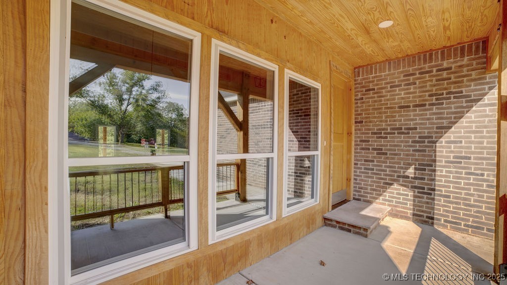 30063 N 3996 Drive Property Photo 7