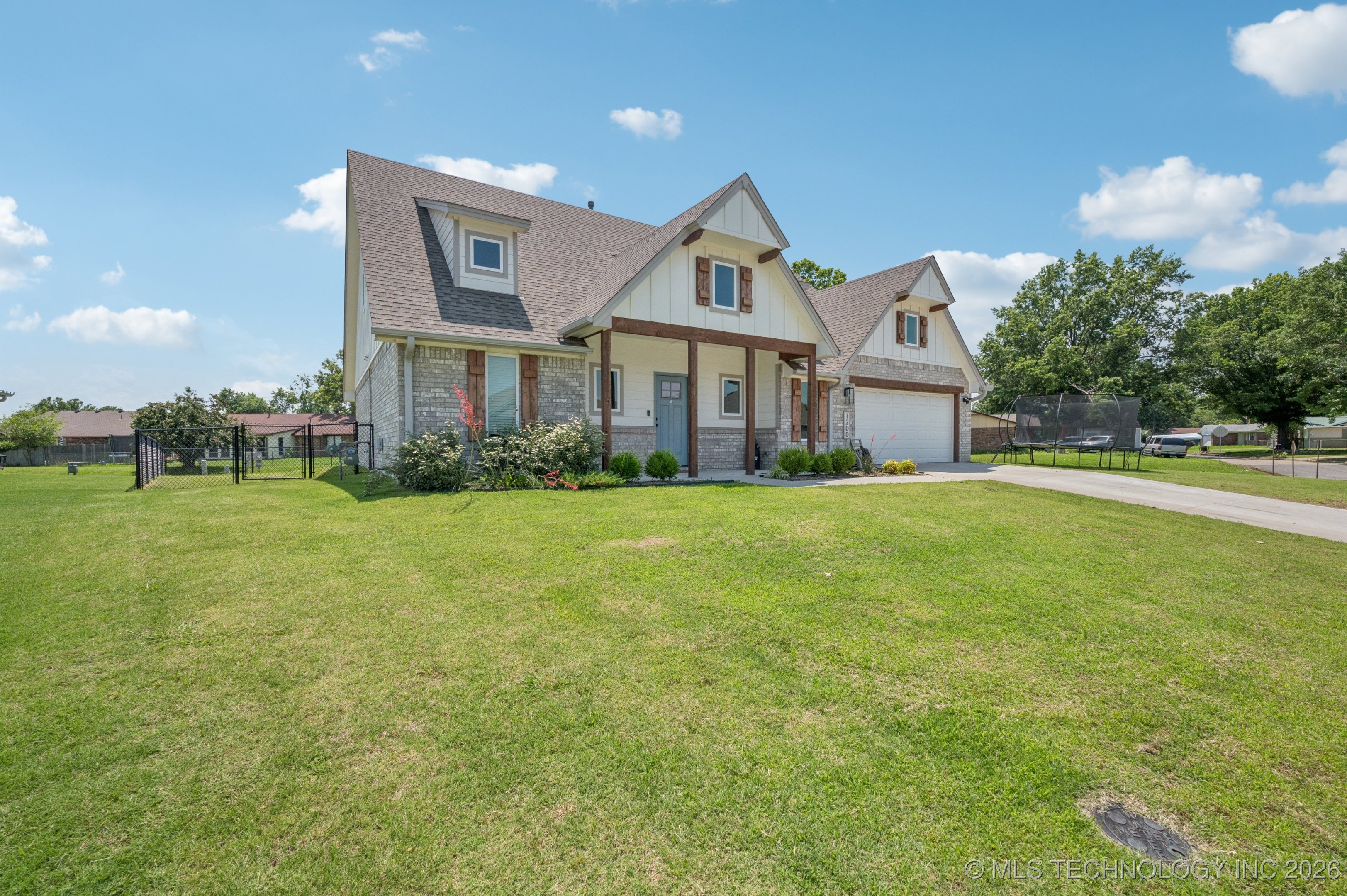 1200 Se 15th Property Photo 27