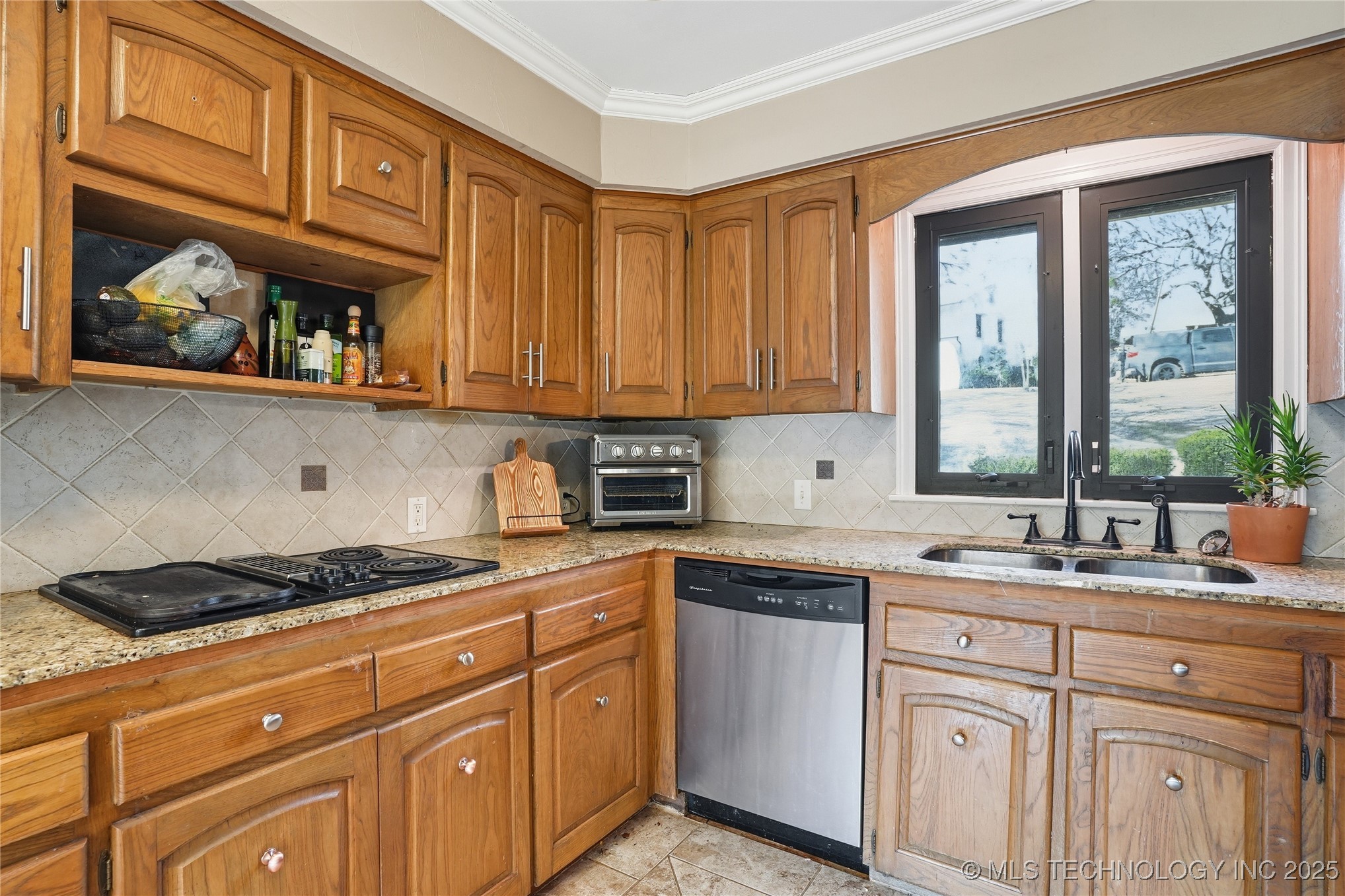 5416 E 65th Place Property Photo 18