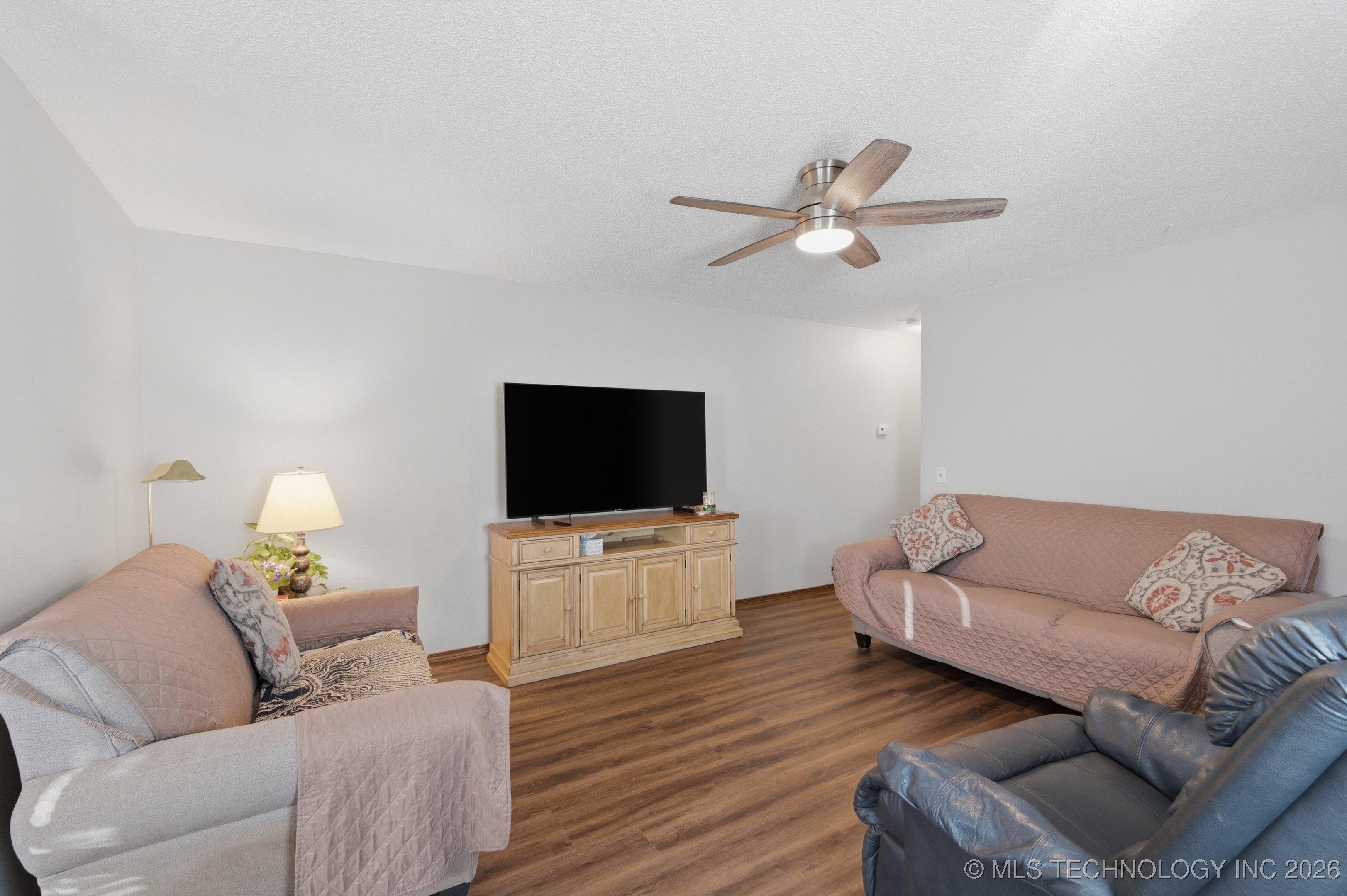 10616 W Houston Street Property Photo 8